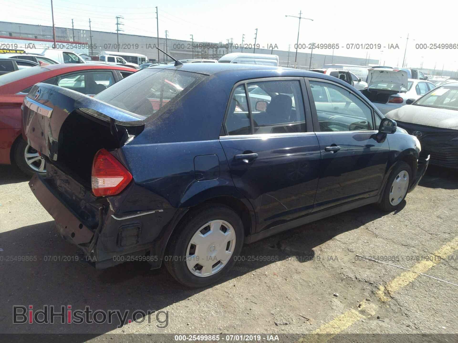 2008 NISSAN VERSA - VIN: 3N1BC11E38L441042 - Фото 4