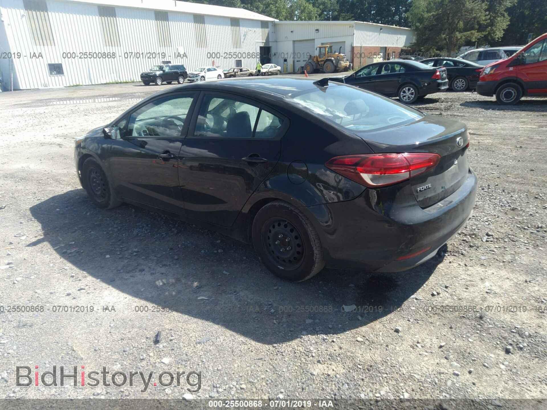 2017 KIA FORTE - VIN: 3KPFK4A79HE048588 - Photo 3