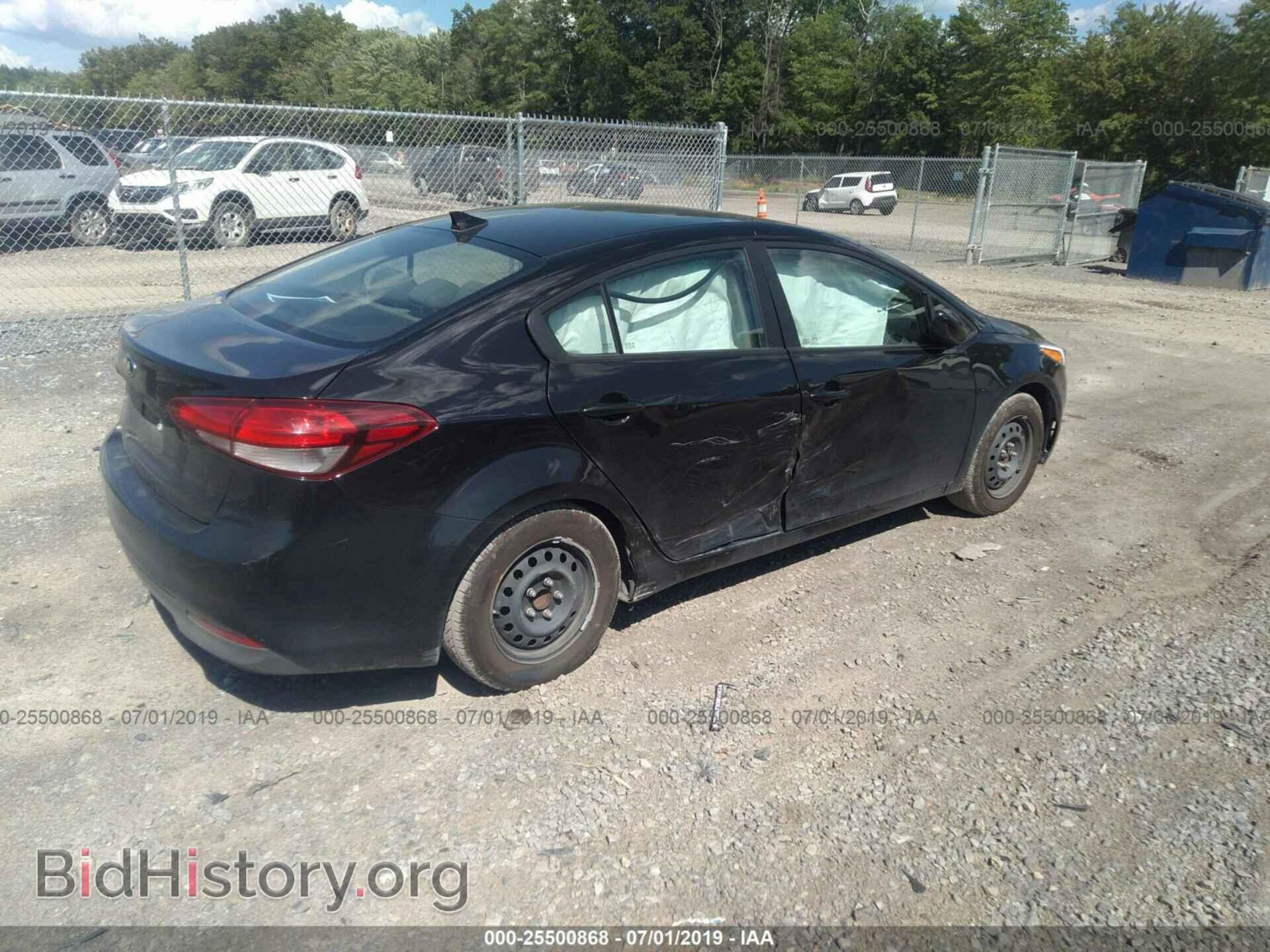 2017 KIA FORTE - VIN: 3KPFK4A79HE048588 - Photo 4