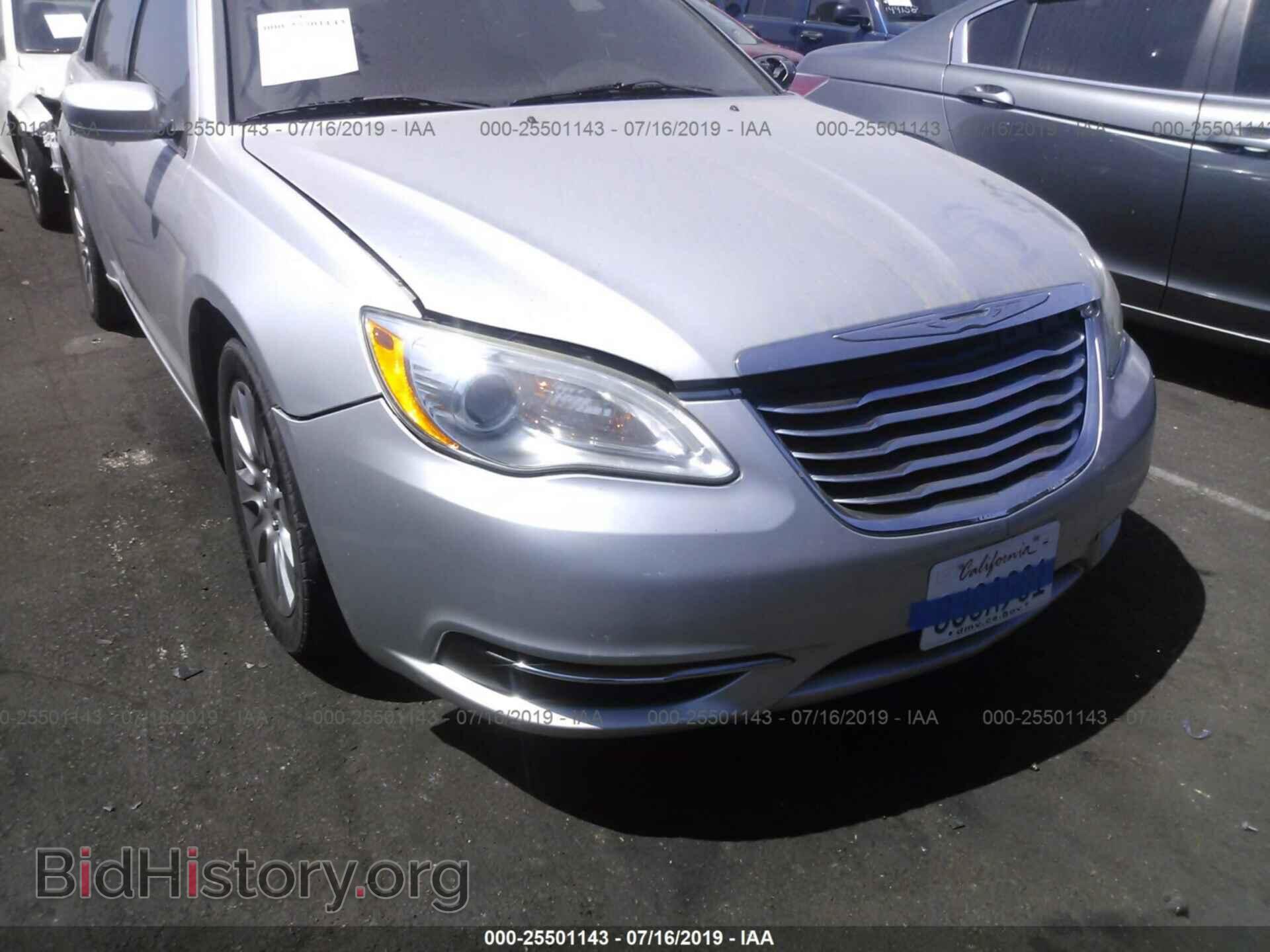 2012 CHRYSLER 200 - VIN: 1C3CCBAG1CN261743 - Фото 6