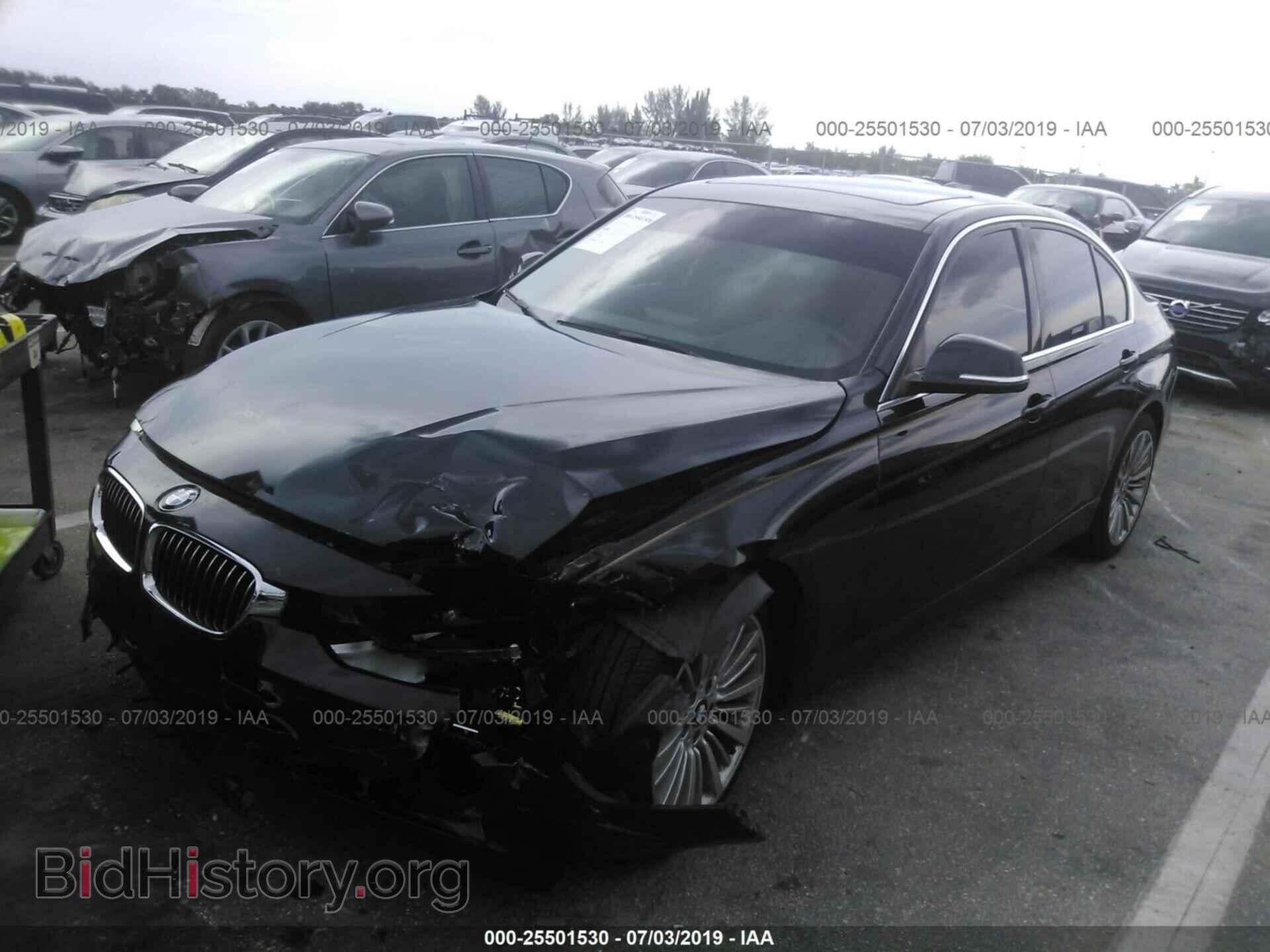 2012 BMW 328 - VIN: WBA3A5C54CF348865 - Фото 2