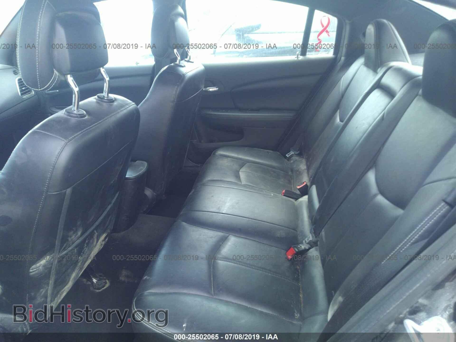 2011 CHRYSLER 200 - VIN: 1C3BC2FG1BN619040 - Фото 8