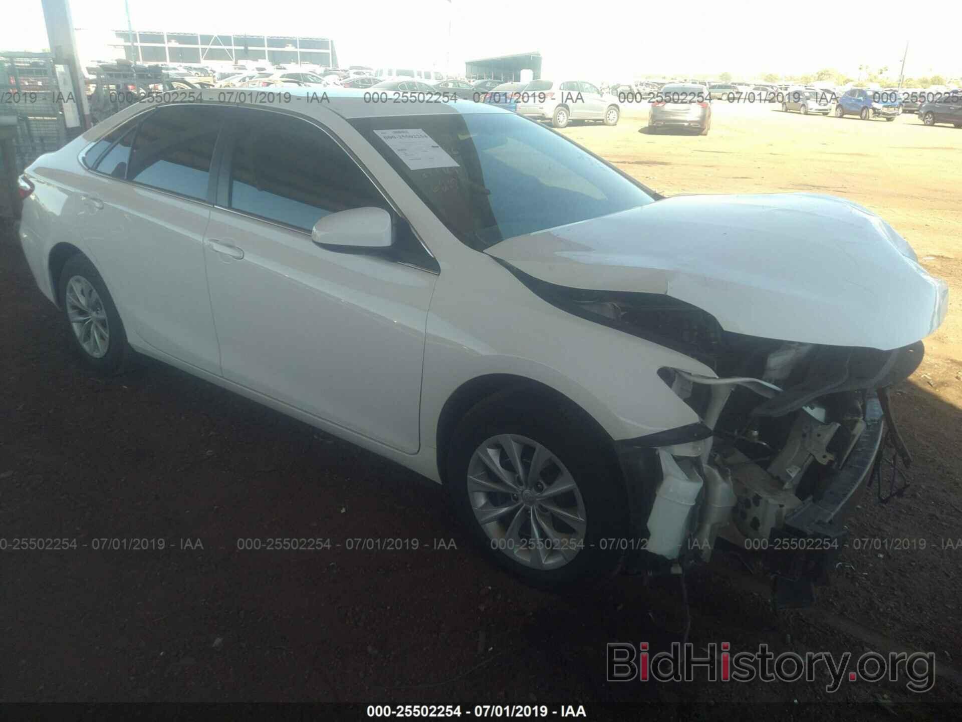 Photo 4T4BF1FK5FR476219 - TOYOTA CAMRY 2015