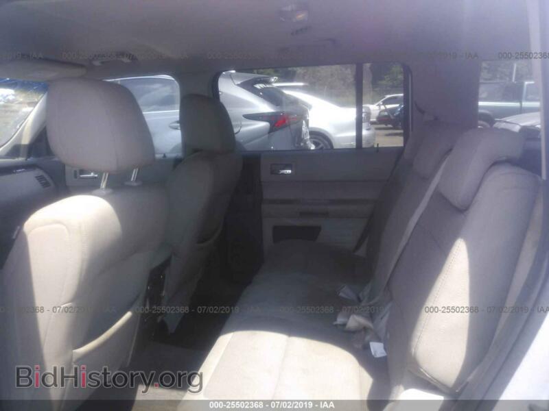 2011 Ford FLEX (VIN 2FMGK5BC0BBD12474) — photo 8 of 10