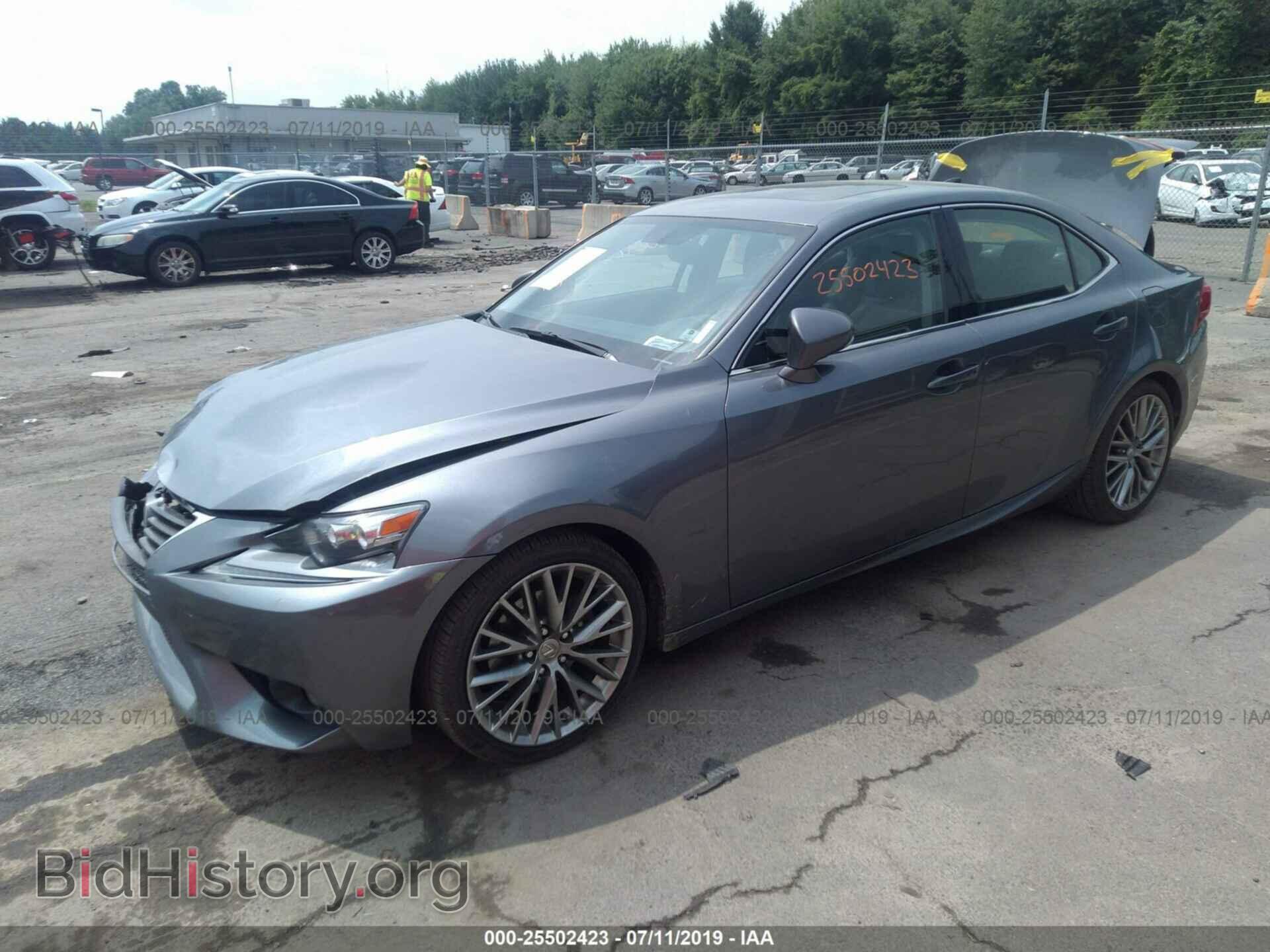 2014 LEXUS IS - VIN: JTHCF1D22E5003746 - Photo 2