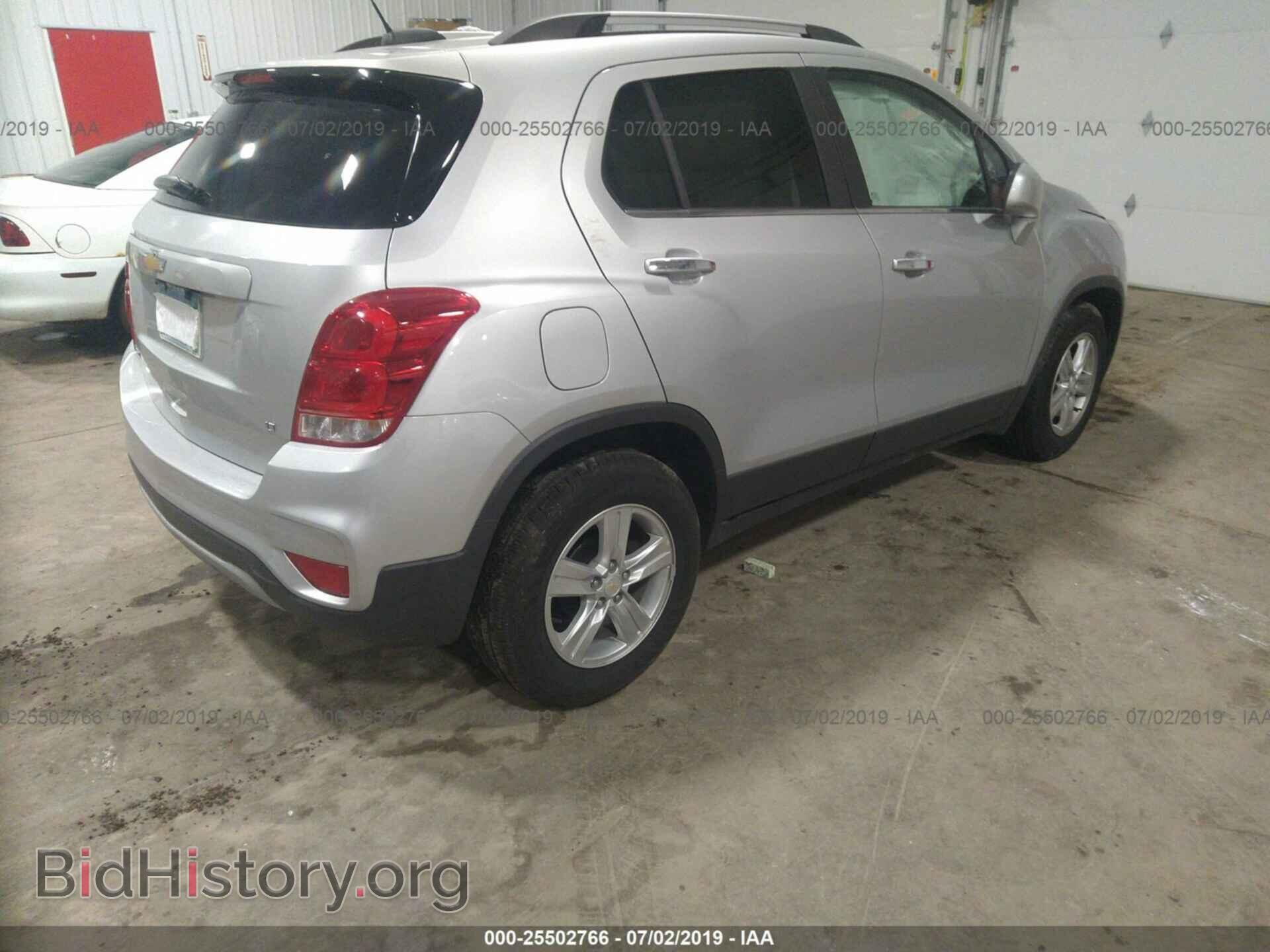 2019 CHEVROLET TRAX - VIN: 3GNCJLSB6KL280143 - Фото 4