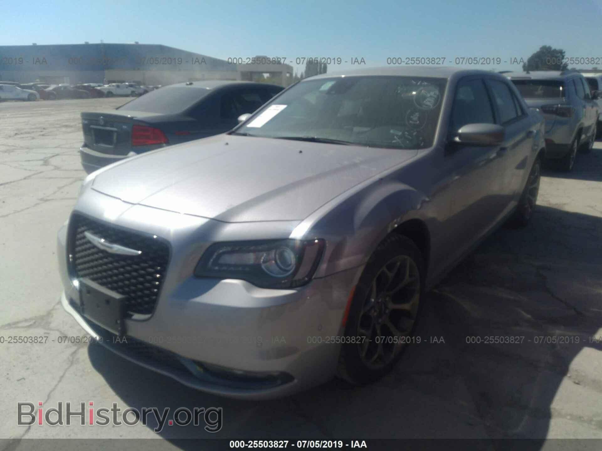 2018 CHRYSLER 300 - VIN: 2C3CCABG5JH269908 - Фото 2