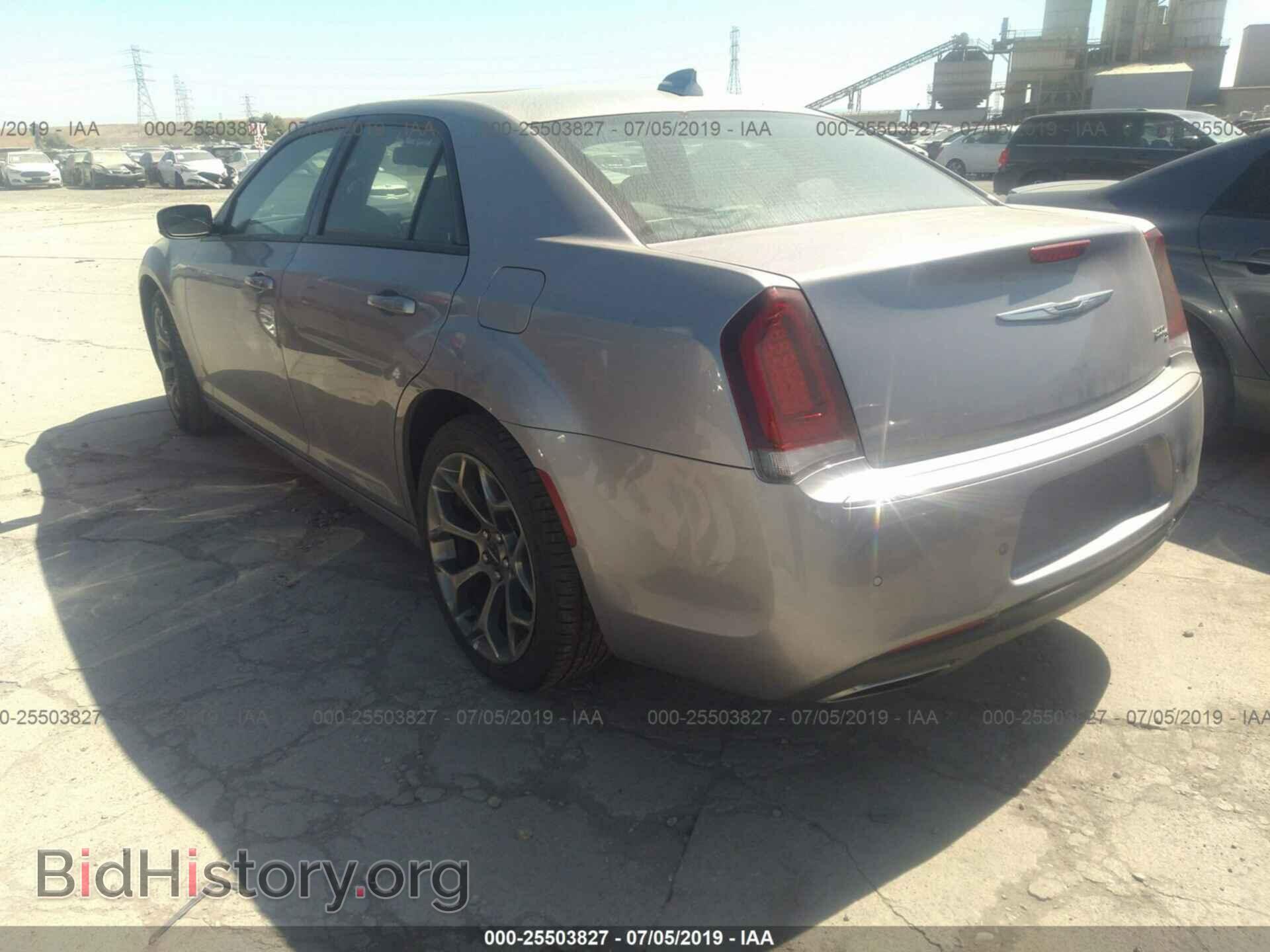 2018 CHRYSLER 300 - VIN: 2C3CCABG5JH269908 - Фото 3