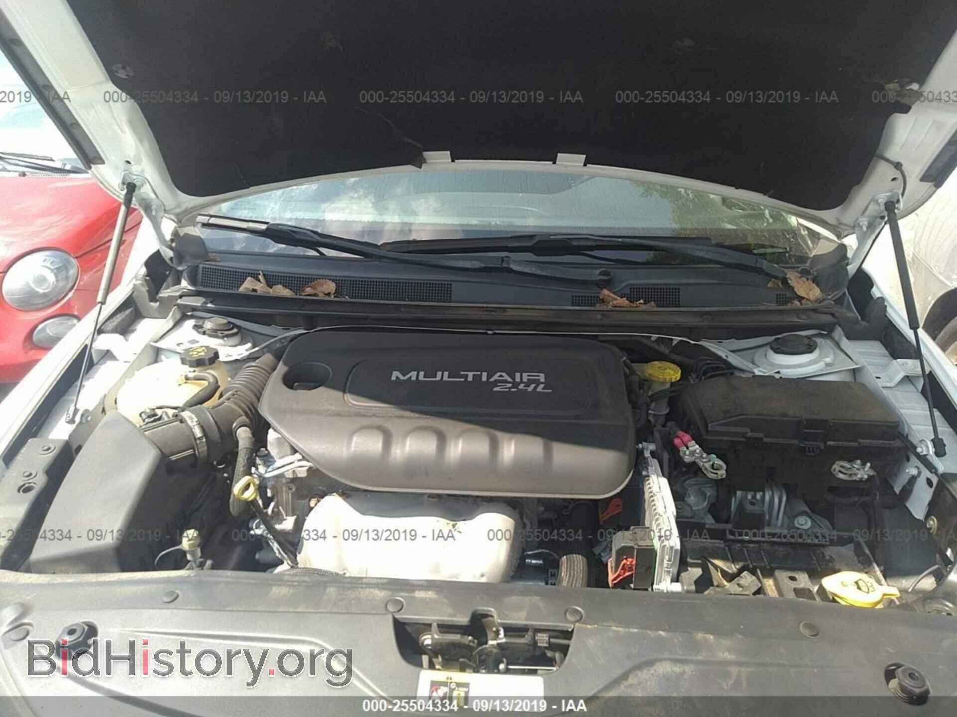 2015 CHRYSLER 200 - VIN: 1C3CCCAB7FN593815 - Фото 10