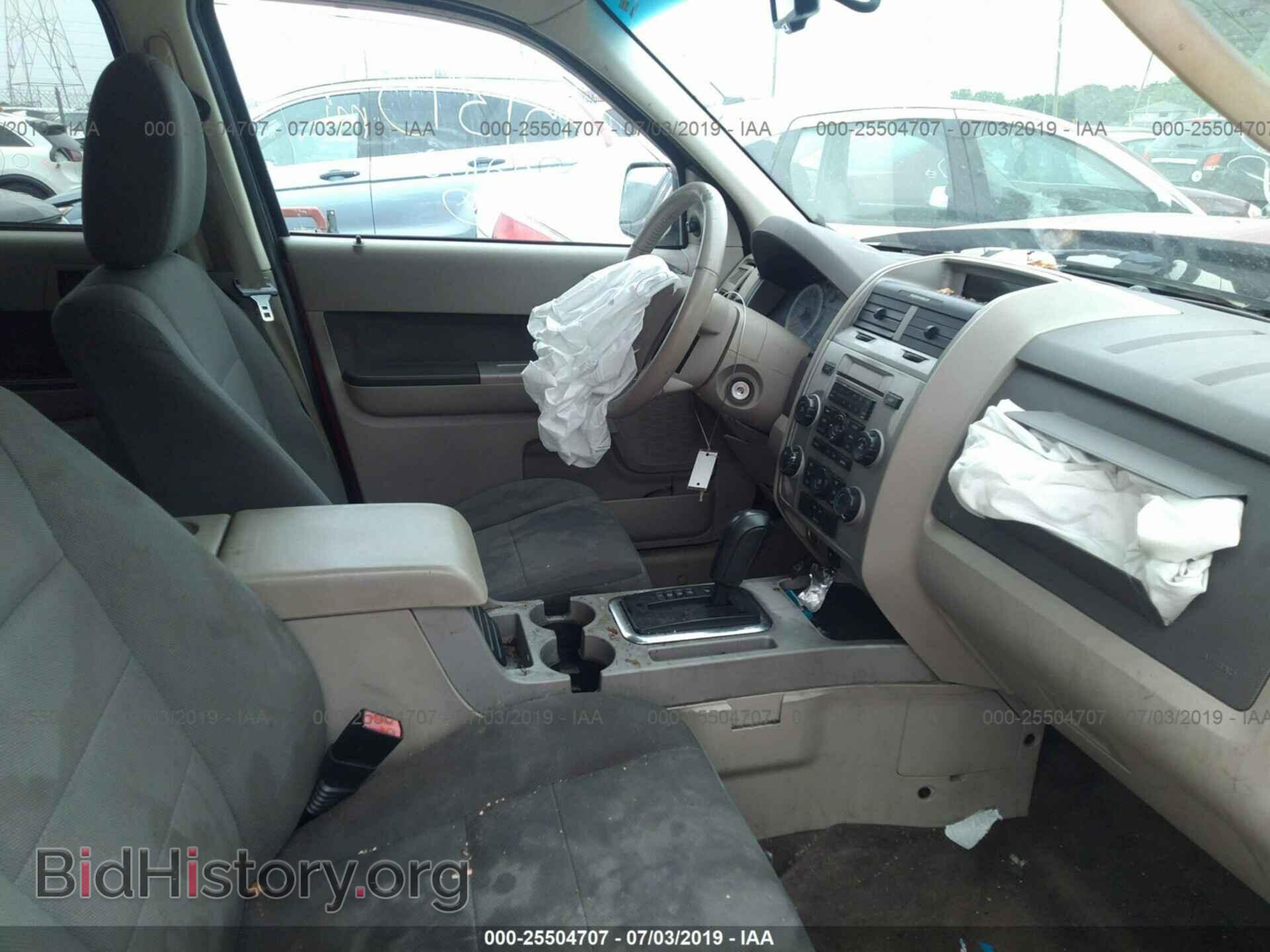 2009 FORD ESCAPE - VIN: 1FMCU93G49KC02108 - Фото 5