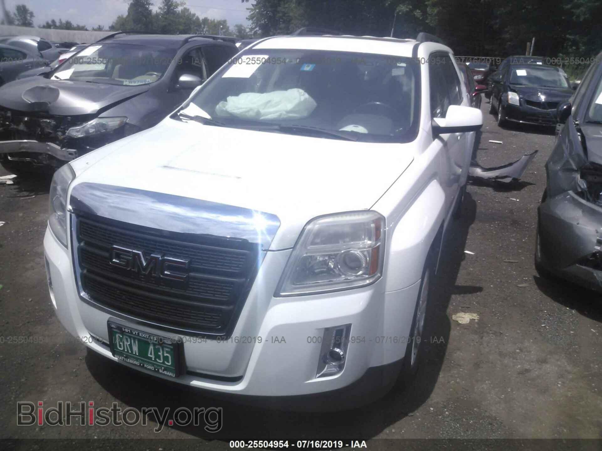 2010 GMC TERRAIN - VIN: 2CTFLEEW7A6339668 - Photo 2