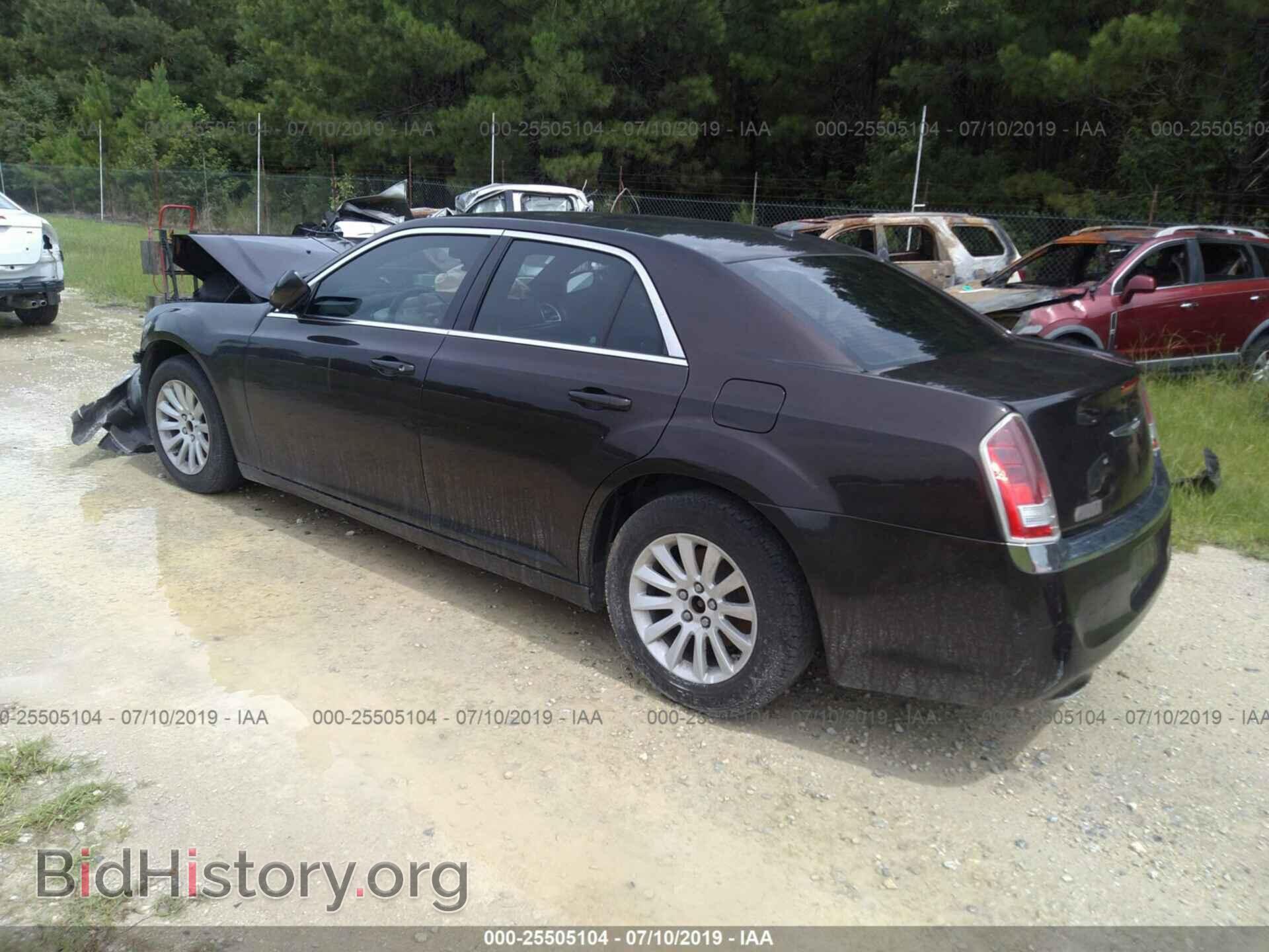 2012 CHRYSLER 300 - VIN: 2C3CCAAG0CH129740 - Фото 3
