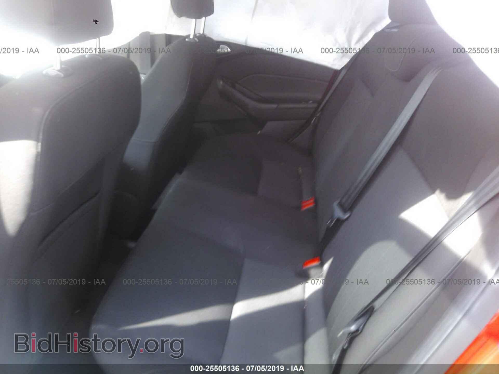 2017 FORD FOCUS - VIN: 1FADP3F25HL343989 - Photo 8