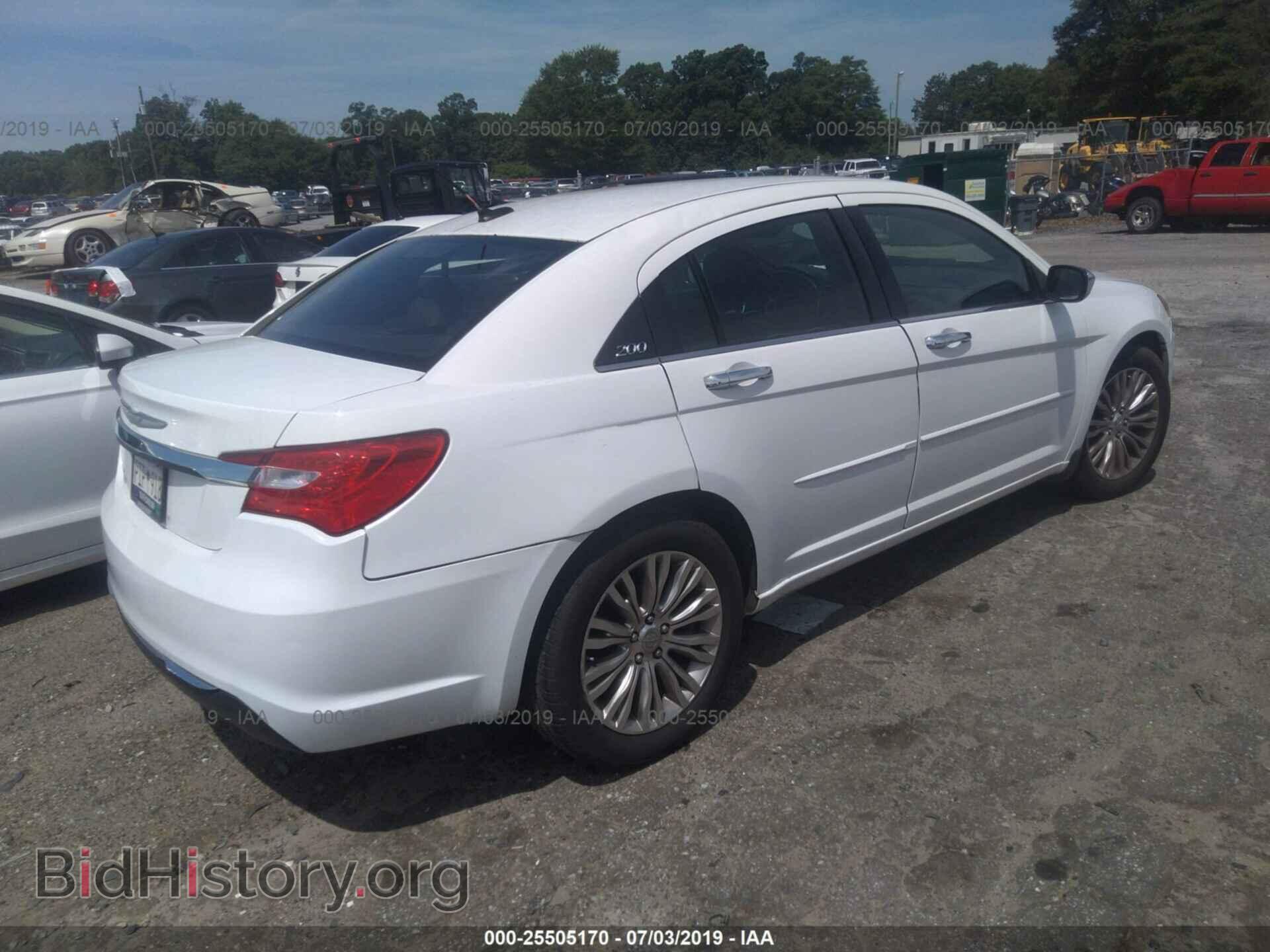 2012 CHRYSLER 200 - VIN: 1C3CCBCB5CN166877 - Фото 4