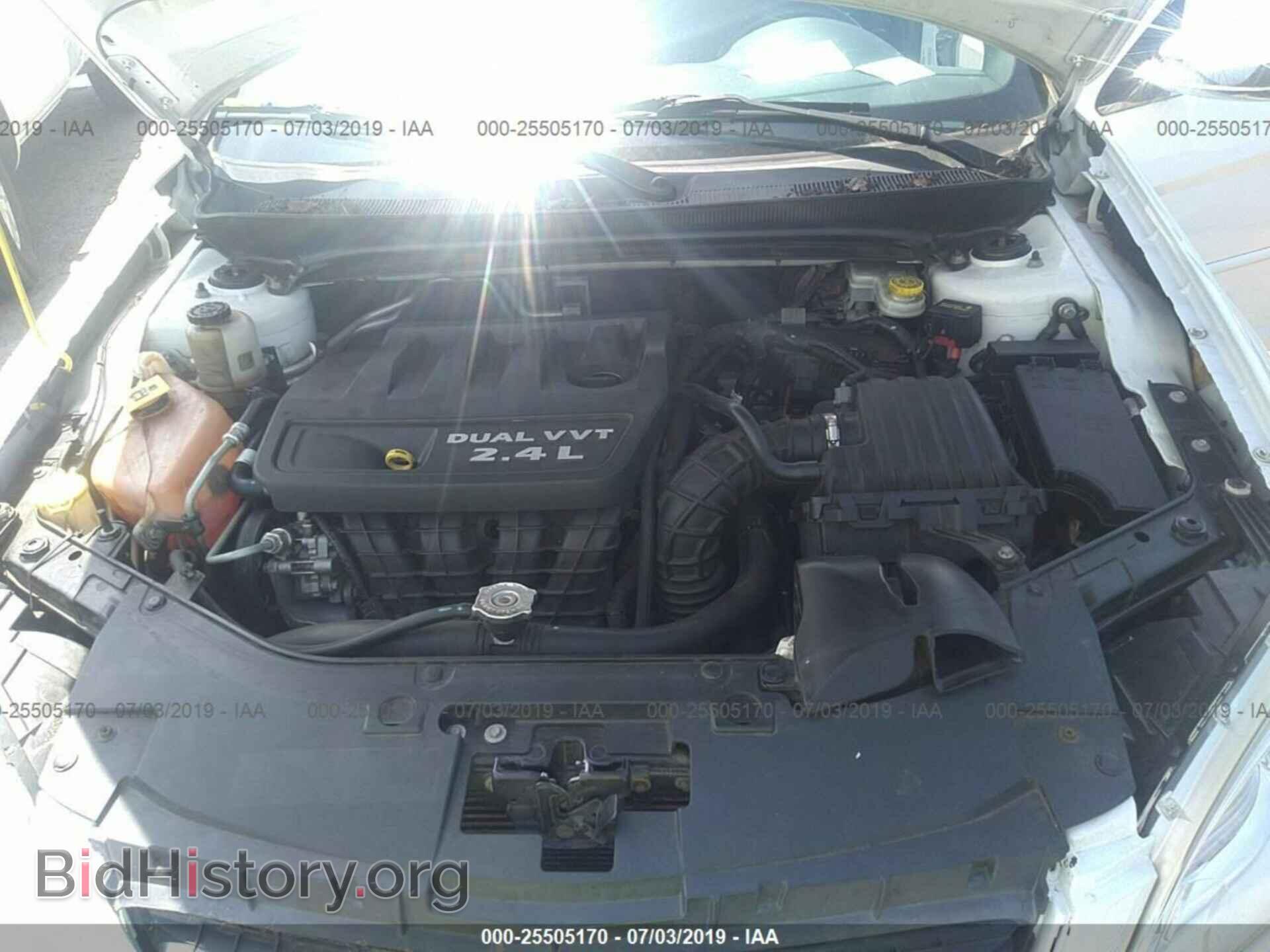 2012 CHRYSLER 200 - VIN: 1C3CCBCB5CN166877 - Фото 10