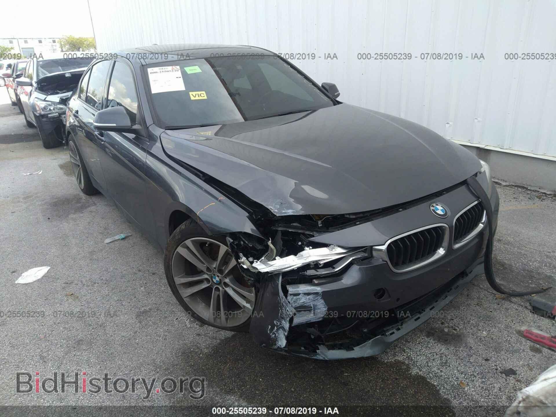 Photo WBA8E9G54GNT42202 - BMW 328 2016