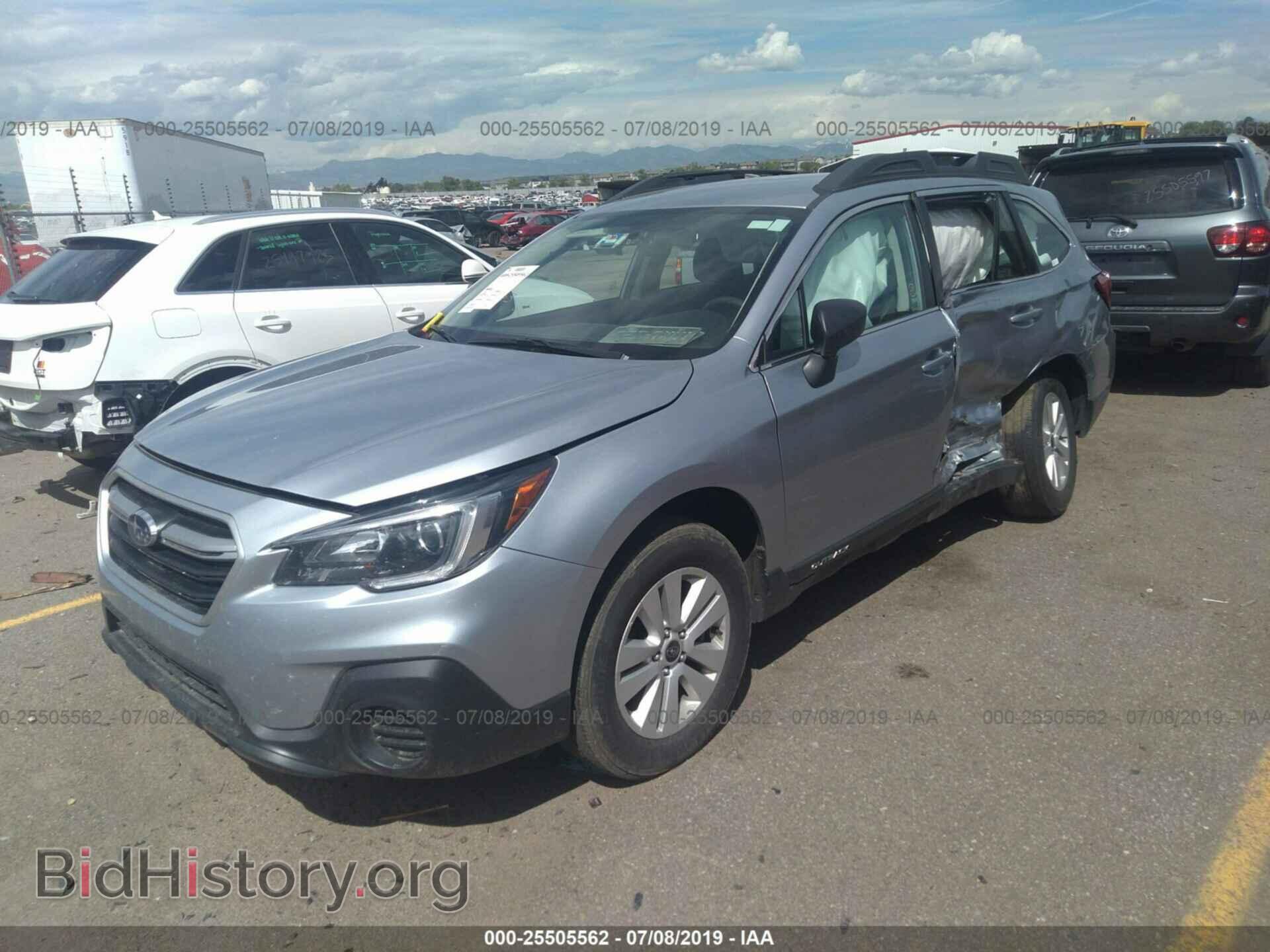 2018 SUBARU OUTBACK - VIN: 4S4BSAAC3J3394221 - Фото 2