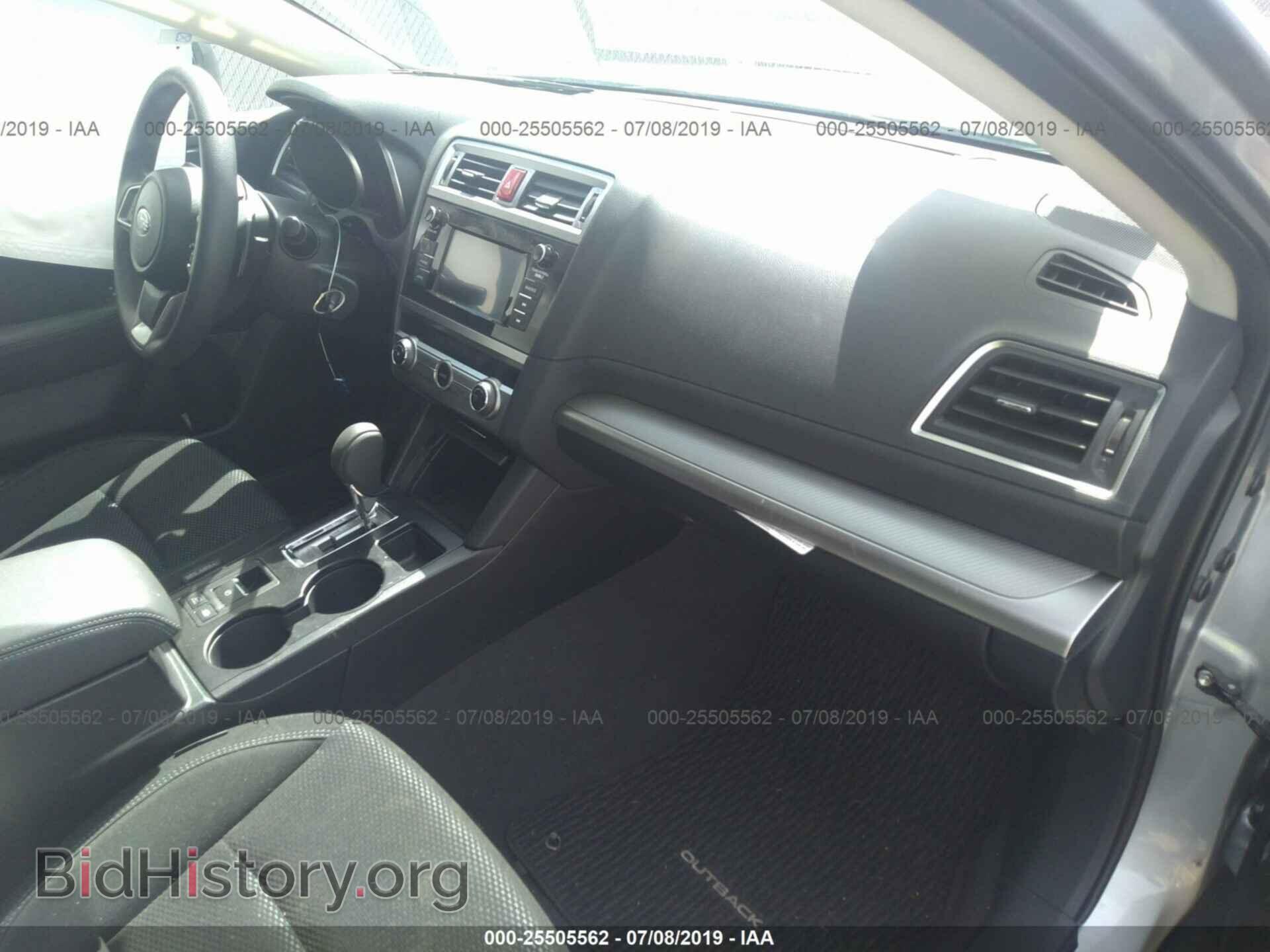 2018 SUBARU OUTBACK - VIN: 4S4BSAAC3J3394221 - Фото 5