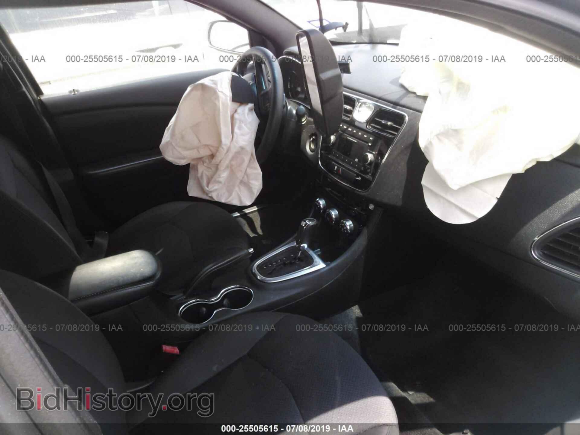 2013 CHRYSLER 200 - VIN: 1C3CCBAB5DN722982 - Фото 5