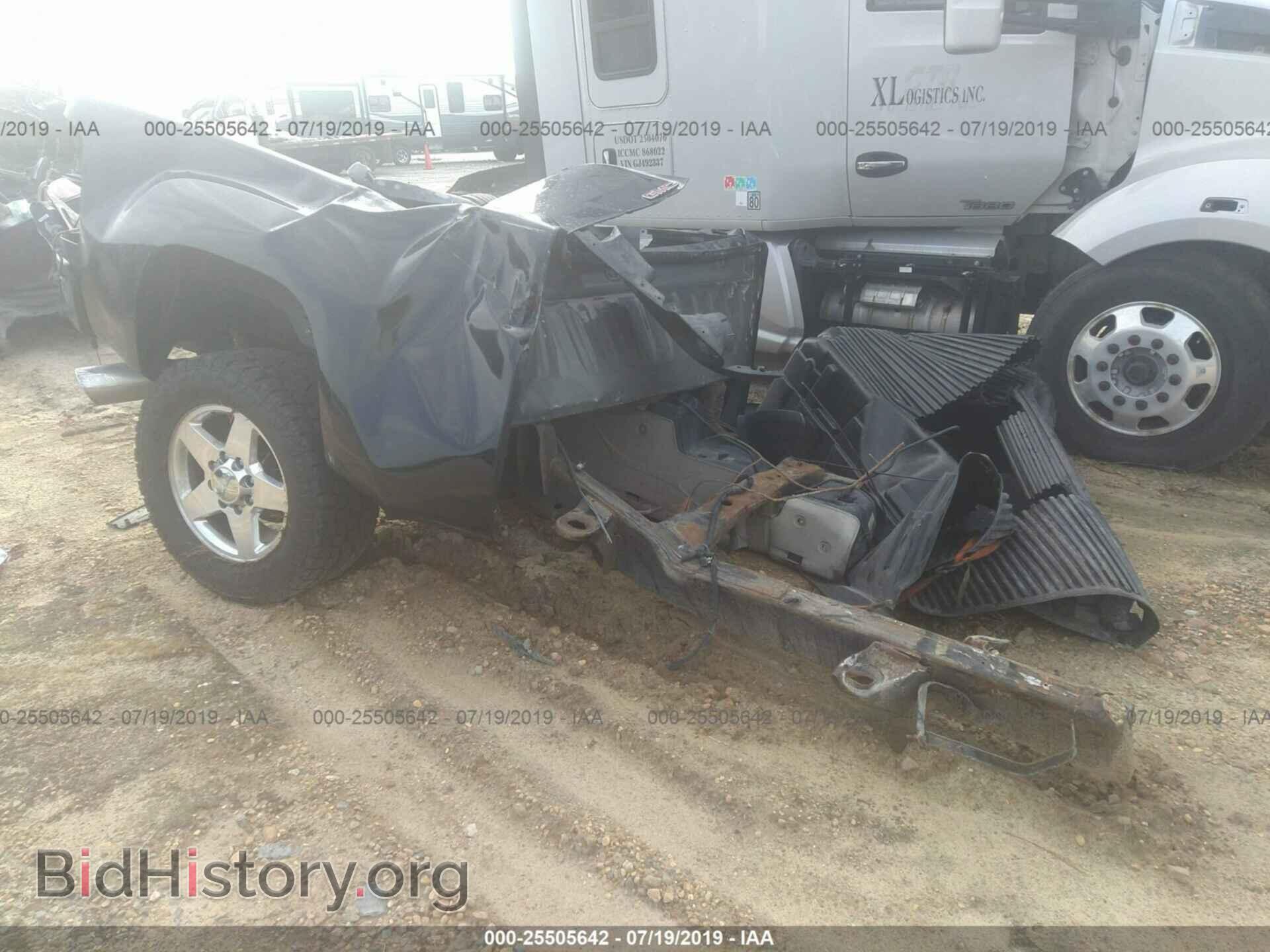 2012 GMC SIERRA - VIN: 1GT121E84CF108447 - Фото 3