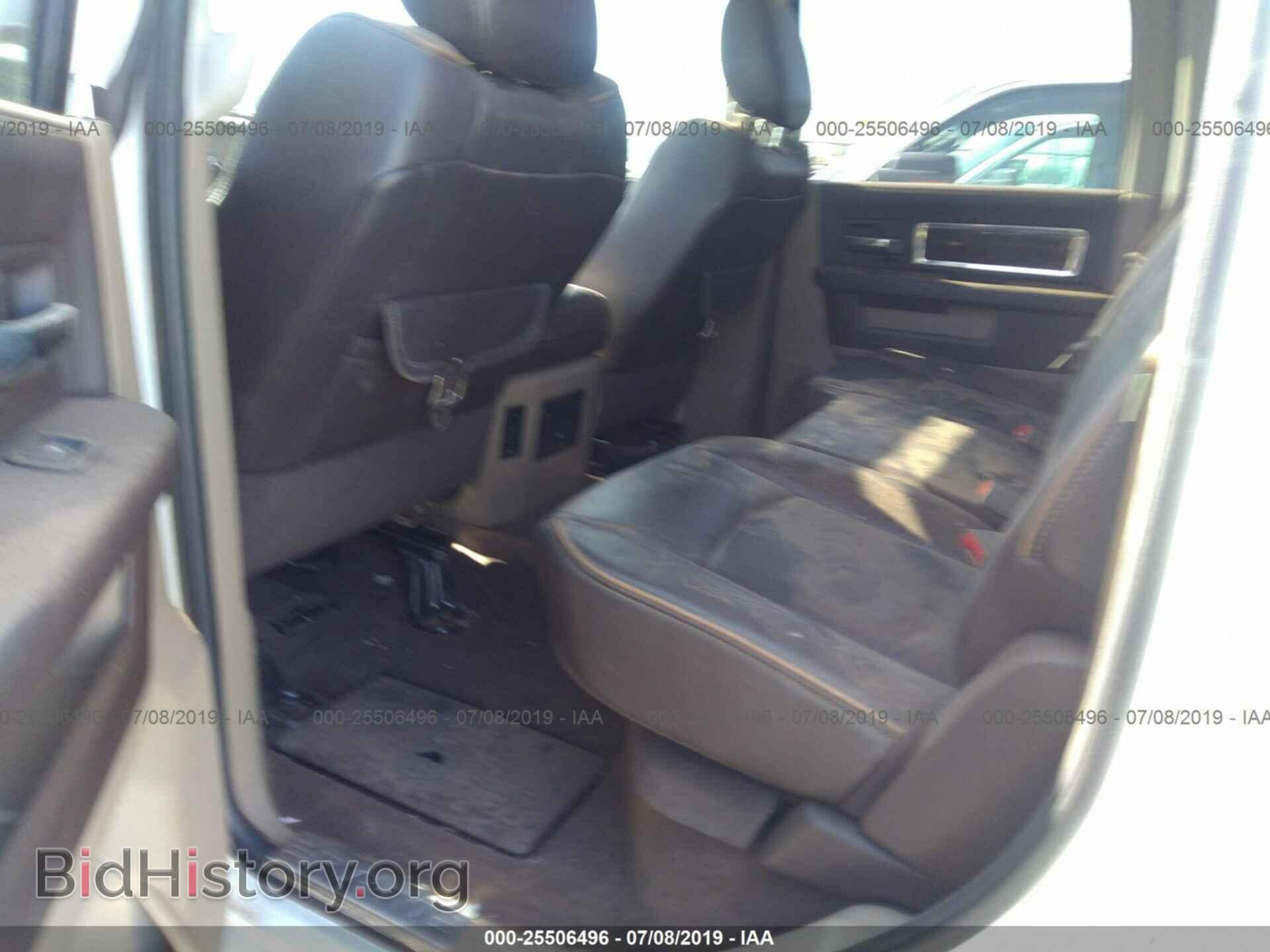 2011 DODGE RAM 1500 - VIN: 1D7RB1CT8BS628219 - Фото 8
