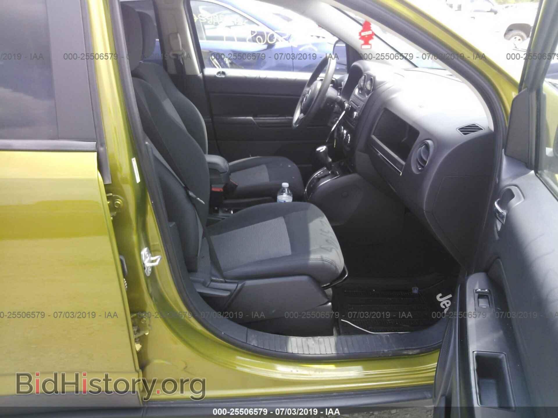 2012 JEEP COMPASS - VIN: 1C4NJDBB2CD555604 - Photo 5