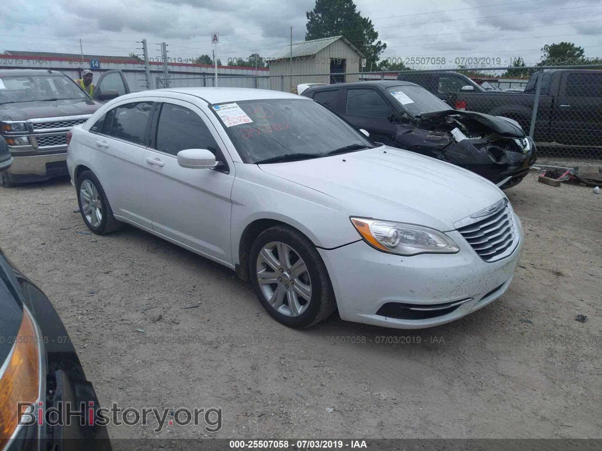 Photo 1C3CCBABXDN671799 - CHRYSLER 200 2013