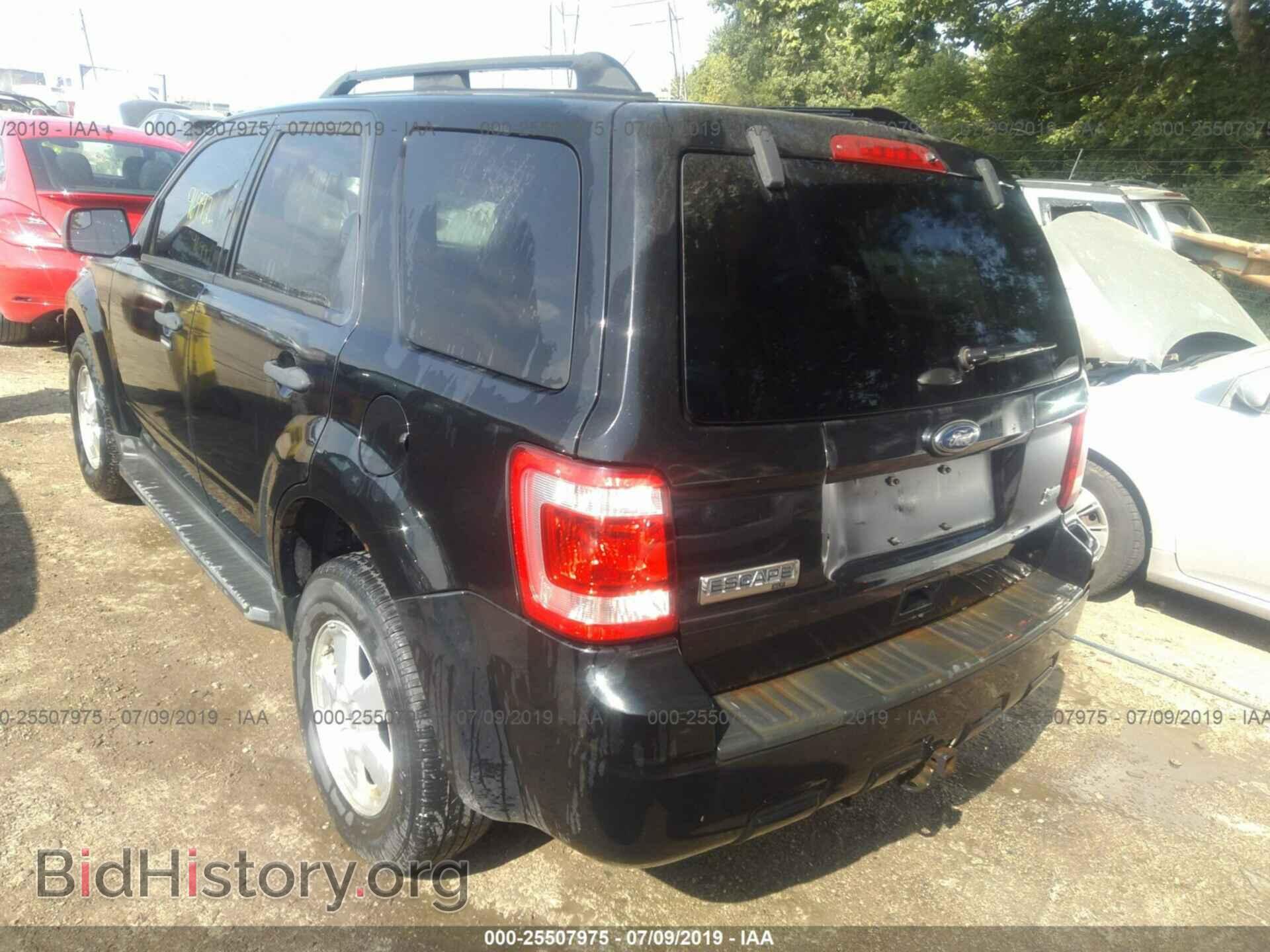 2011 FORD ESCAPE - VIN: 1FMCU9DG3BKC09507 - Фото 3