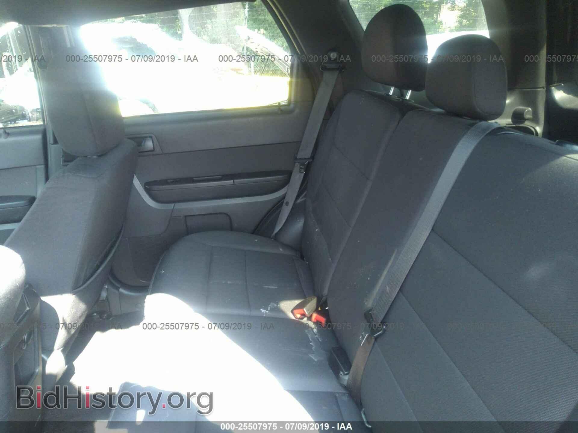 2011 FORD ESCAPE - VIN: 1FMCU9DG3BKC09507 - Фото 8