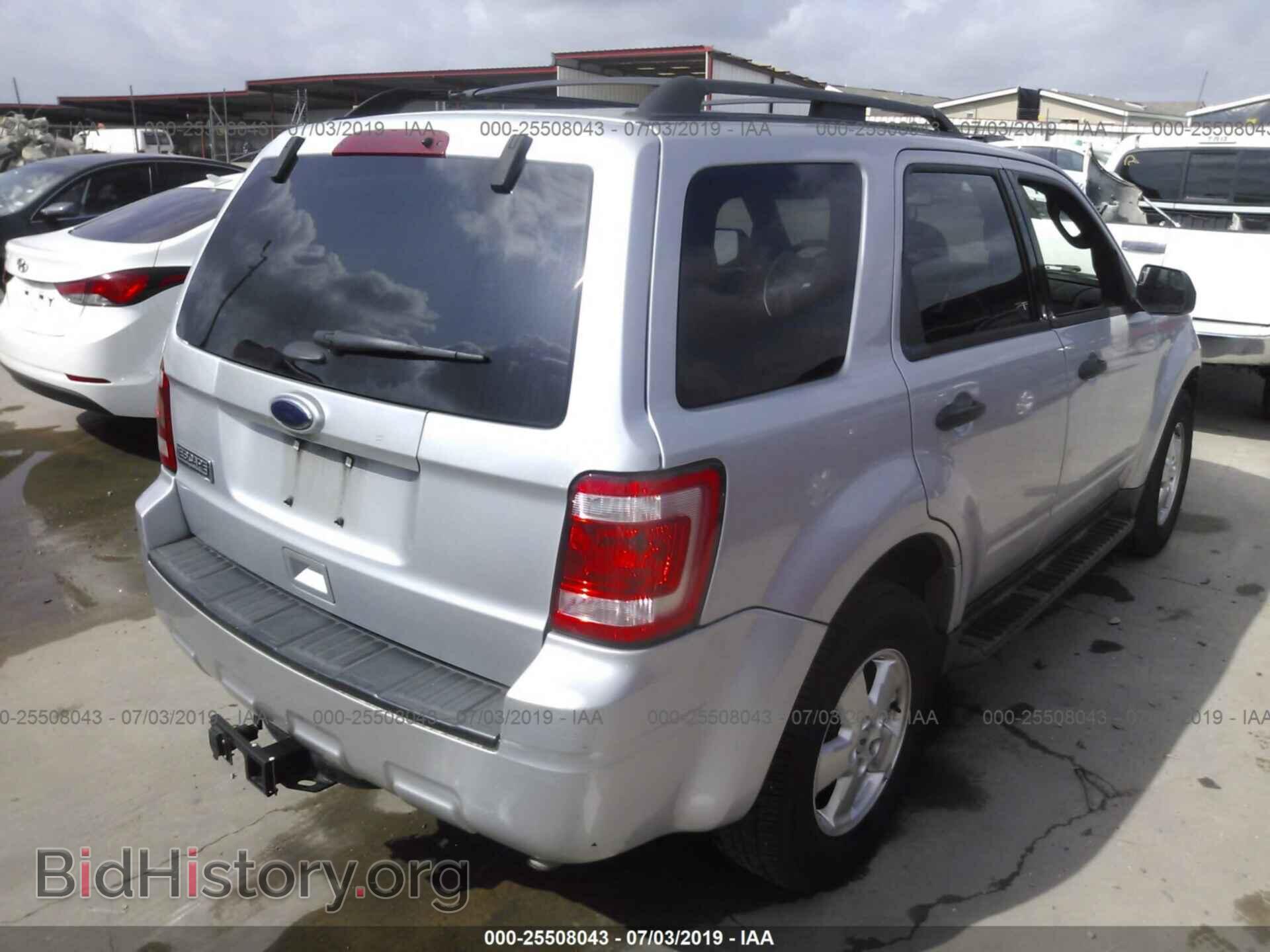 2011 FORD ESCAPE - VIN: 1FMCU0D77BKC22983 - Фото 4