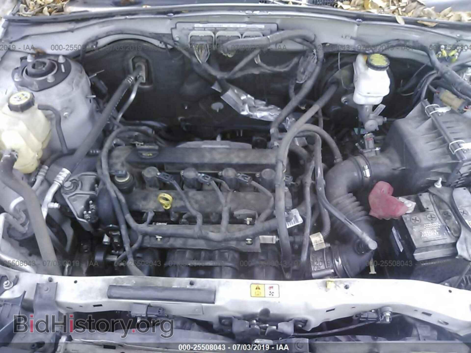 2011 FORD ESCAPE - VIN: 1FMCU0D77BKC22983 - Фото 10