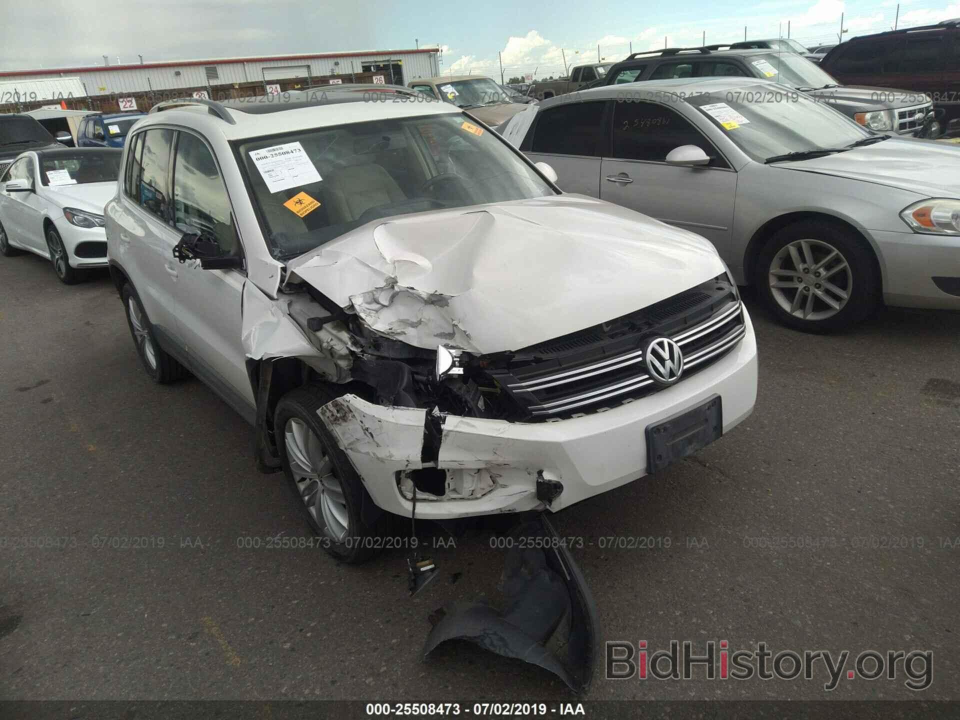 Фотография WVGBV7AXXCW609026 - VOLKSWAGEN TIGUAN 2012