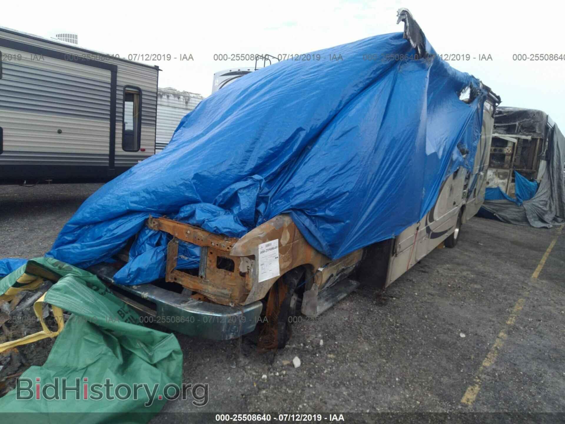 2017 FORD ECONOLINE - VIN: 1FDXE4FS3HDC76964 - Фото 2