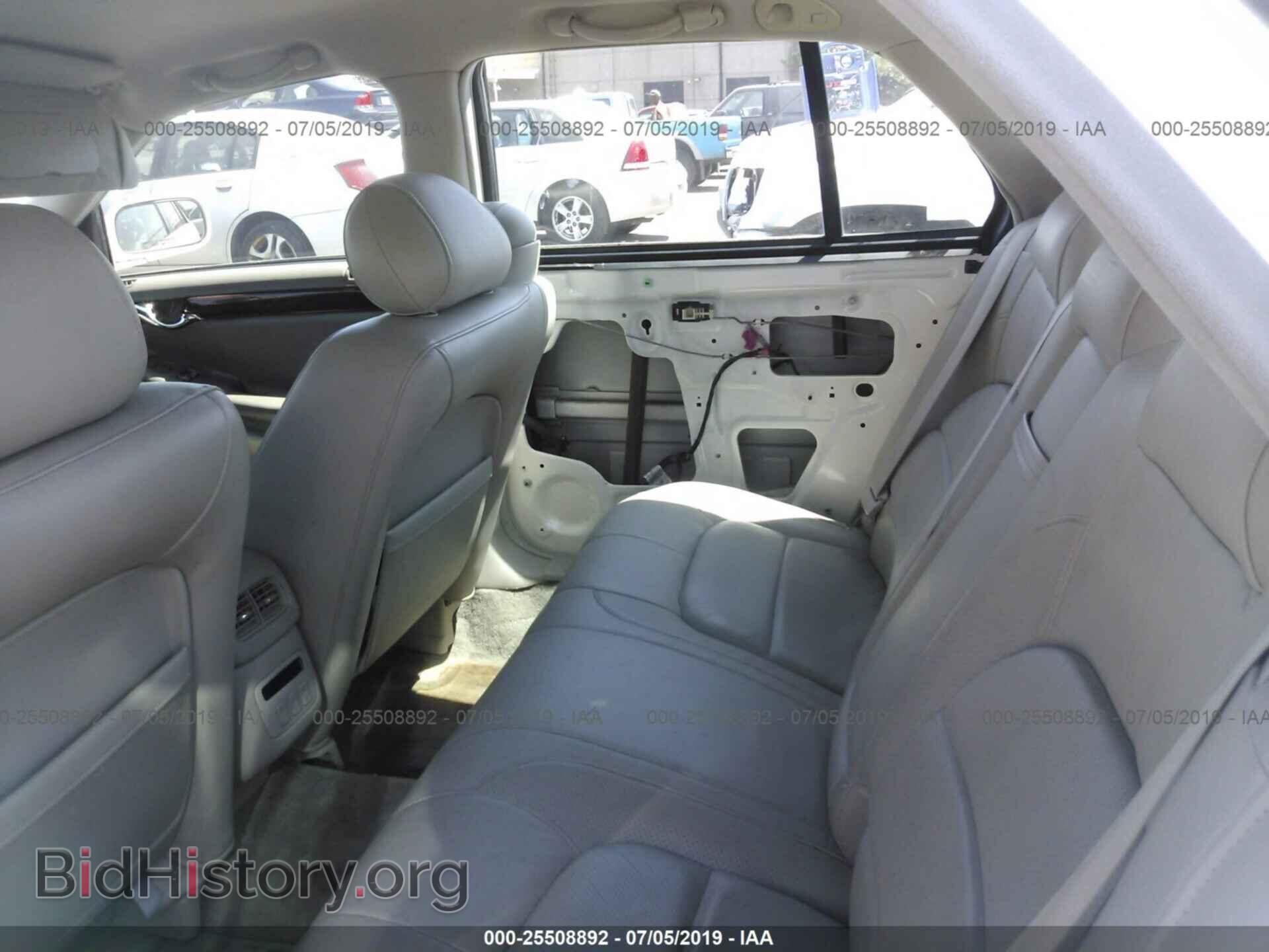 2000 CADILLAC DEVILLE - VIN: 1G6KF5792YU318914 - Photo 8