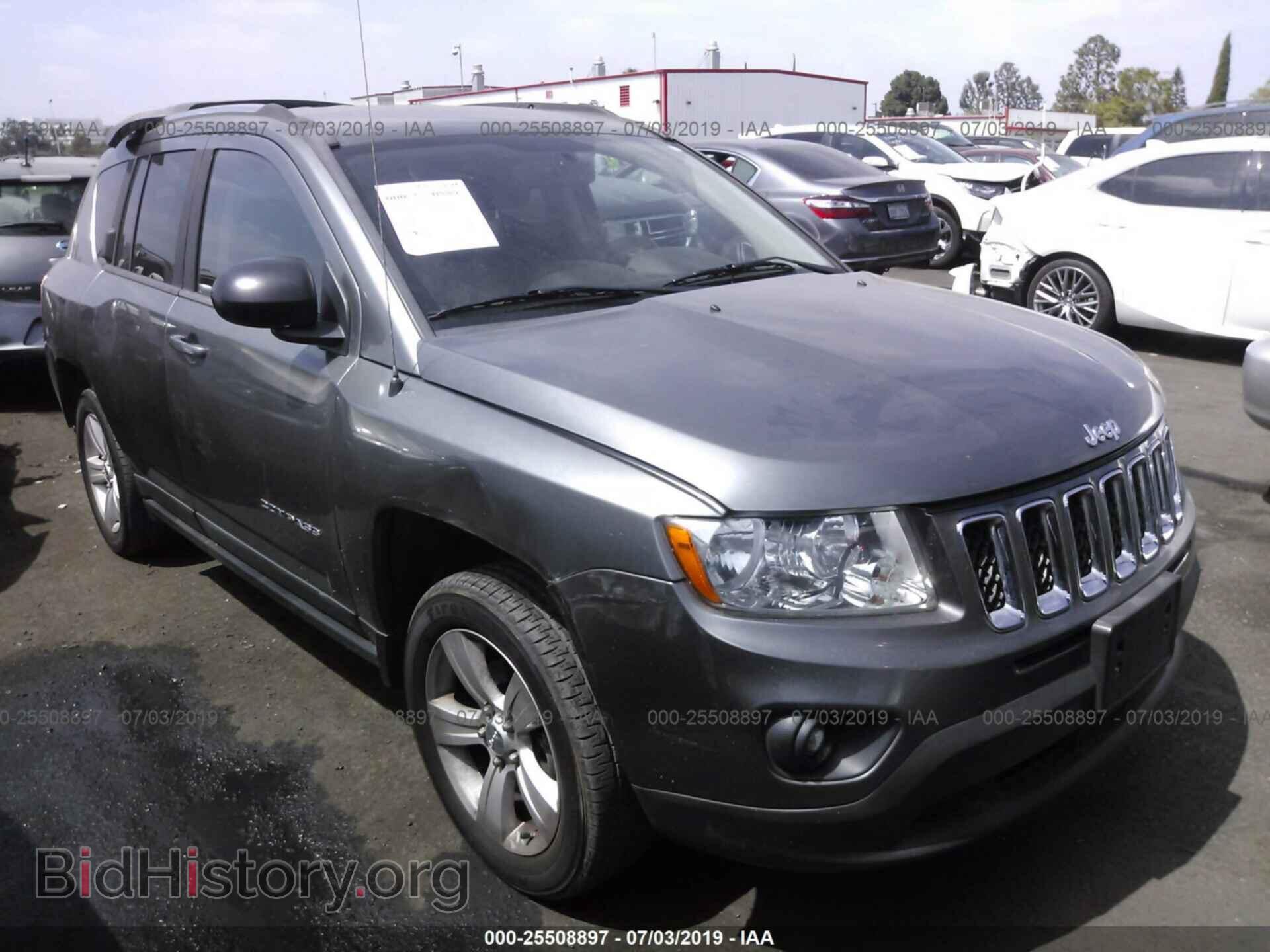 Фотография 1J4NT1FB2BD230432 - JEEP COMPASS 2011