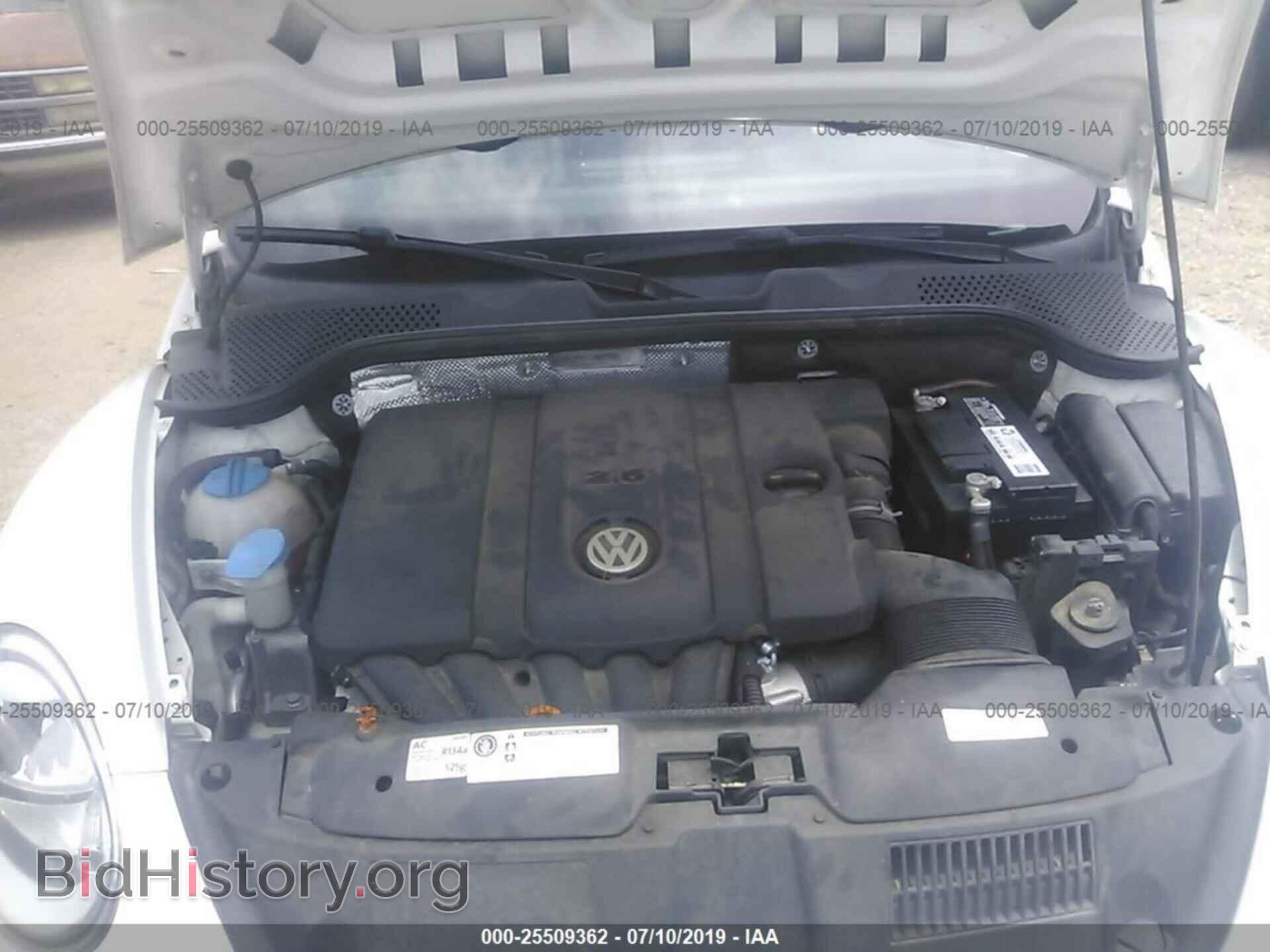 2012 VOLKSWAGEN BEETLE - VIN: 3VWJP7AT9CM627585 - Фото 10