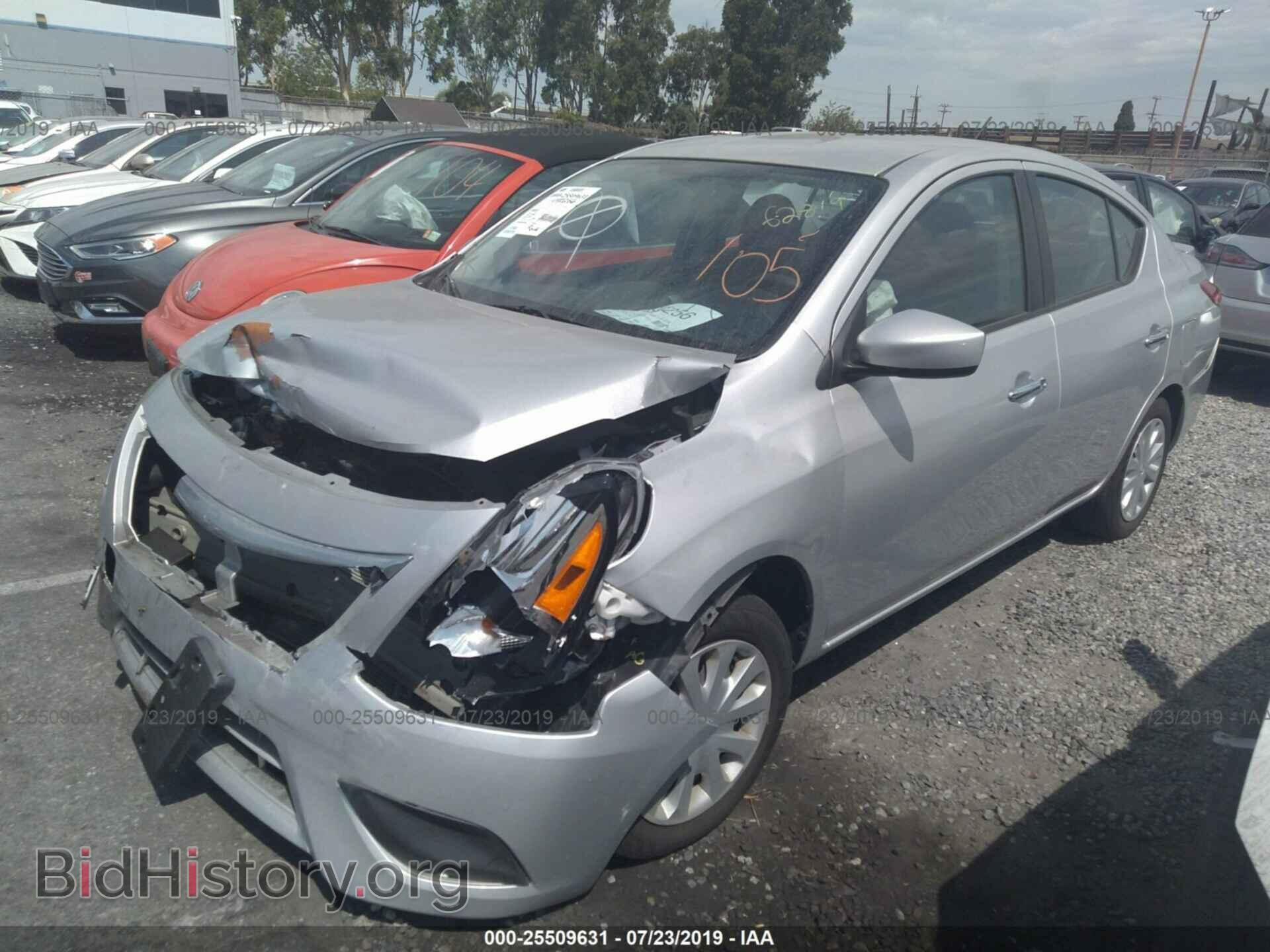 2017 NISSAN VERSA - VIN: 3N1CN7AP1HL815618 - Фото 2