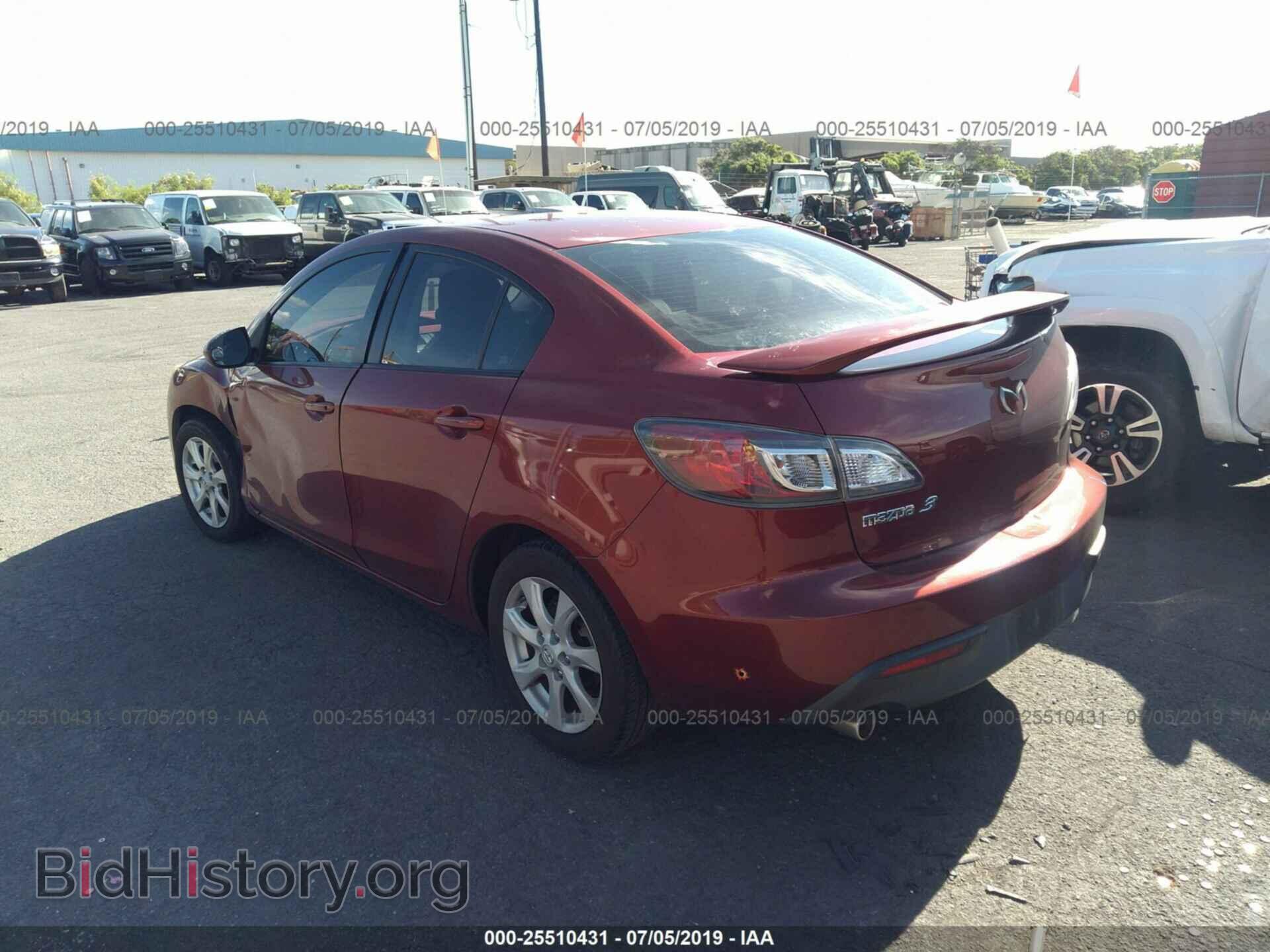 2011 MAZDA 3 - VIN: JM1BL1VFXB1430330 - Photo 3