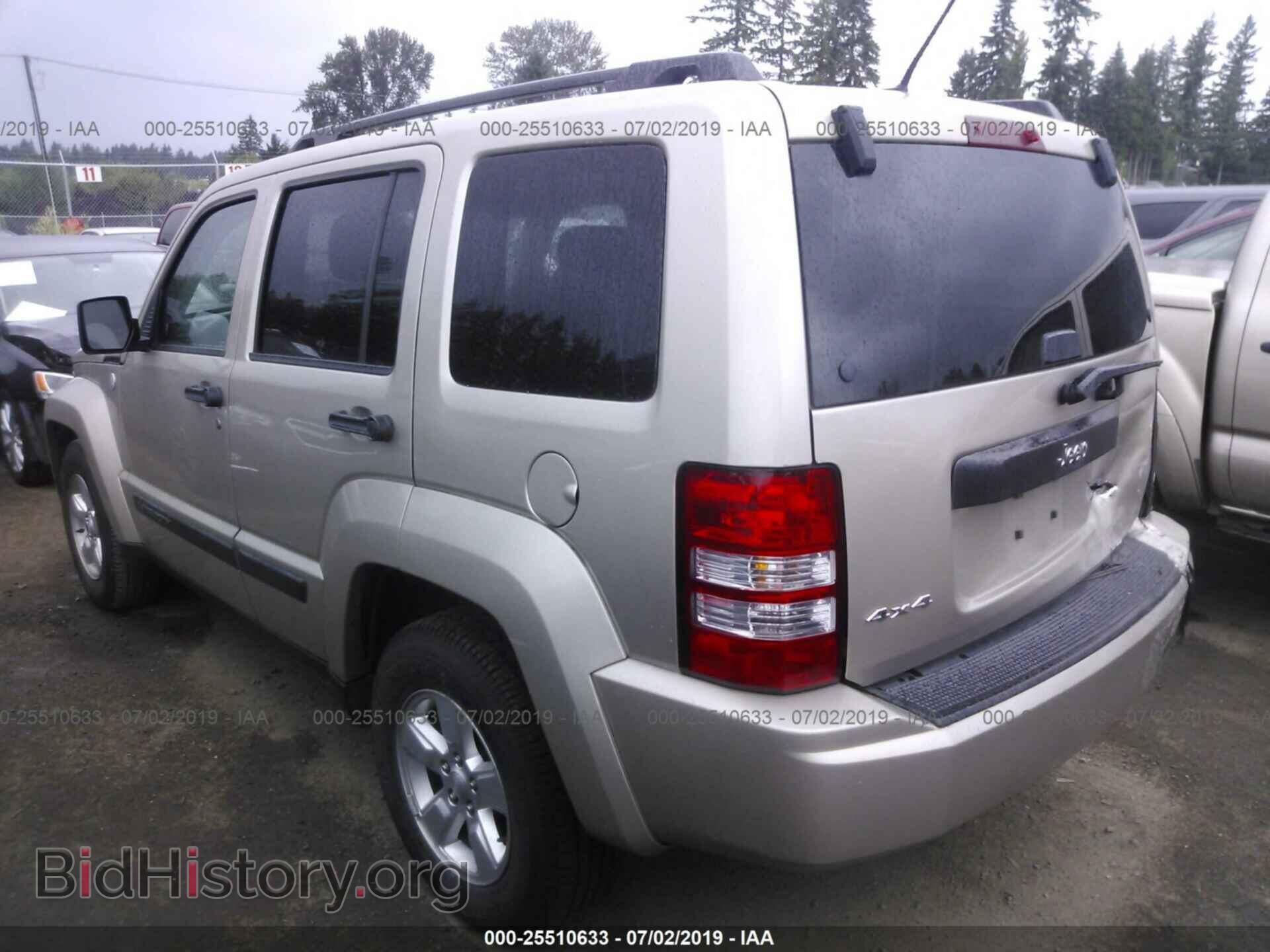 2010 JEEP LIBERTY - VIN: 1J4PN2GK8AW180100 - Фото 3