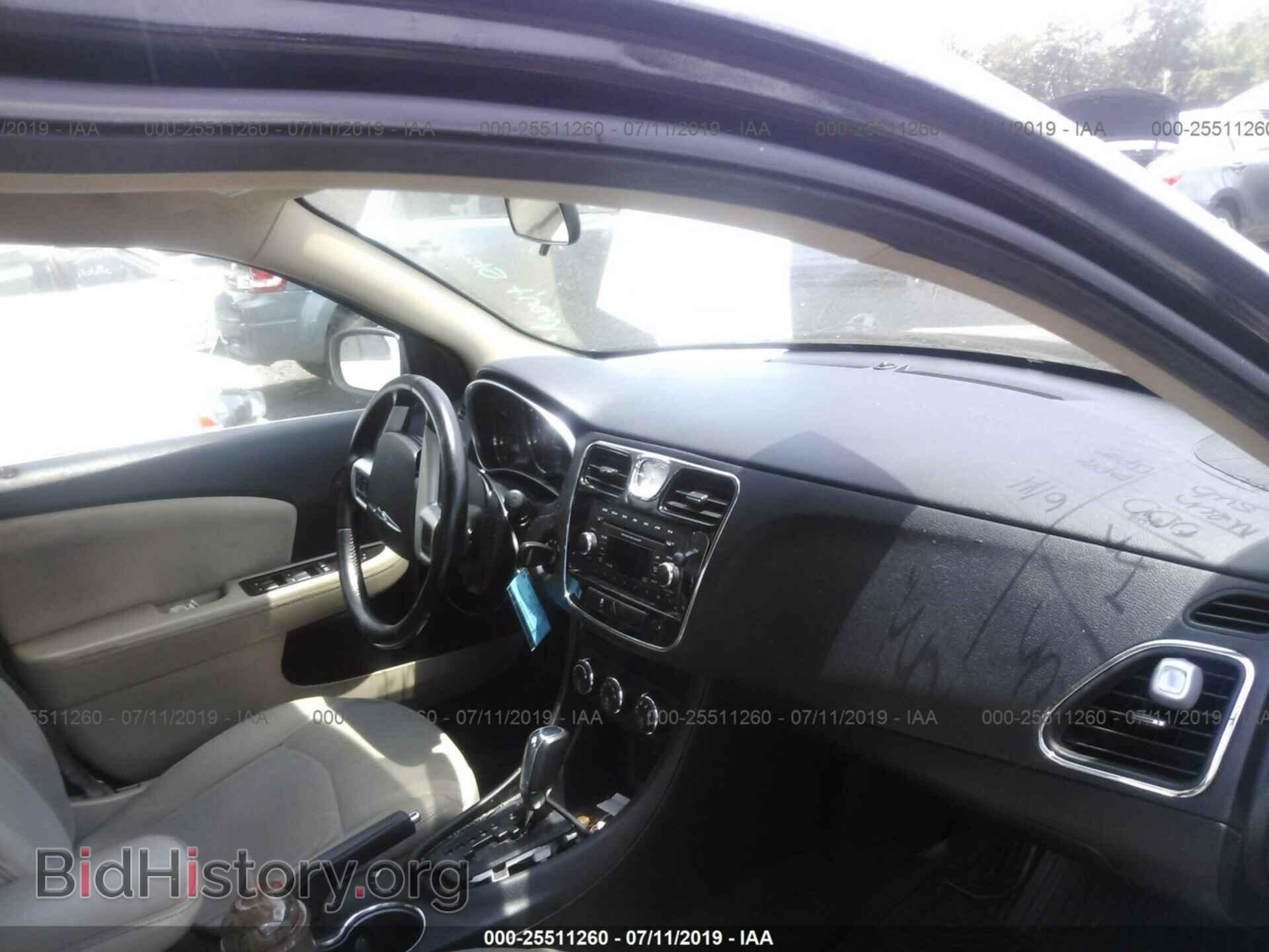 2012 CHRYSLER 200 - VIN: 1C3CCBBB6CN190817 - Фото 5