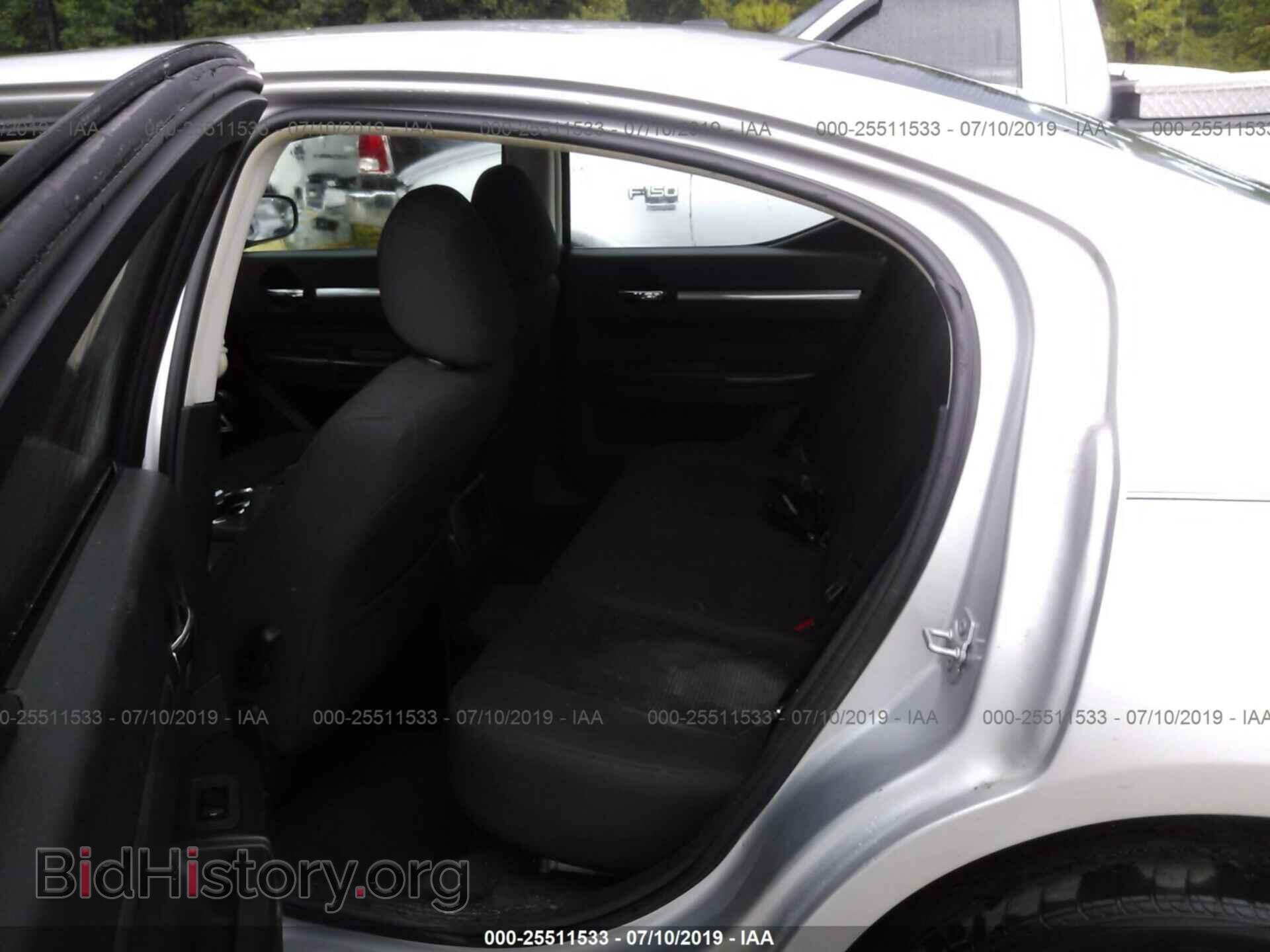 2010 DODGE CHARGER - VIN: 2B3CA3CV5AH277373 - Фото 8