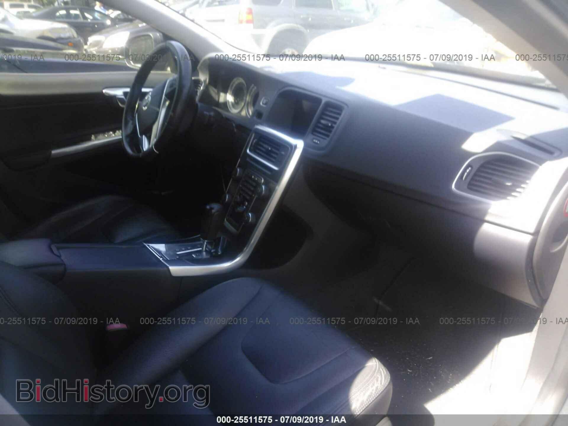 2012 VOLVO S60 - VIN: YV1622FS2C2083300 - Фото 5