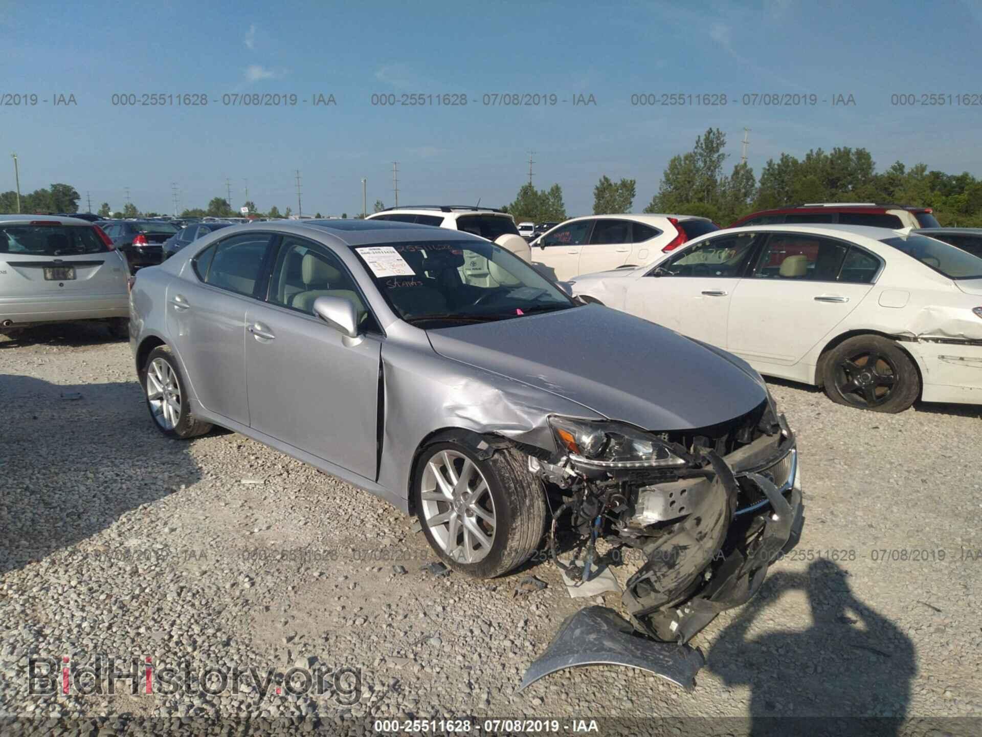 Фотография JTHCF5C24B2035300 - LEXUS IS 2011