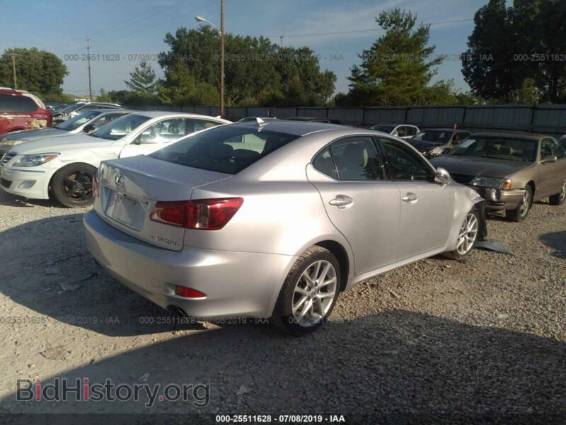 2011 Lexus IS (VIN JTHCF5C24B2035300) — photo 4 of 10