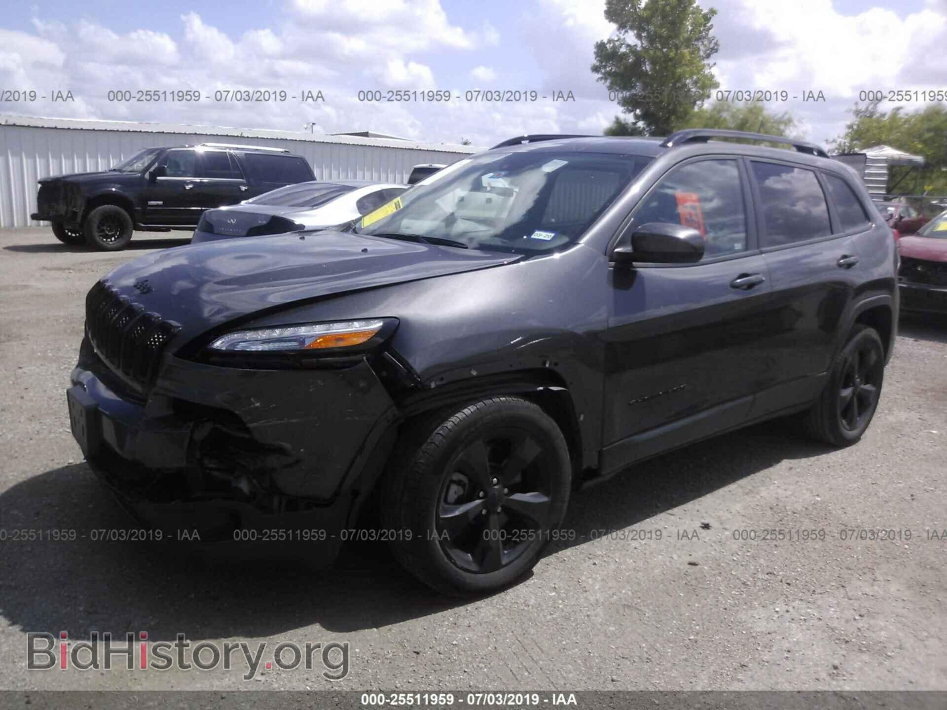 2018 JEEP CHEROKEE - VIN: 1C4PJLCB5JD563405 - Фото 2