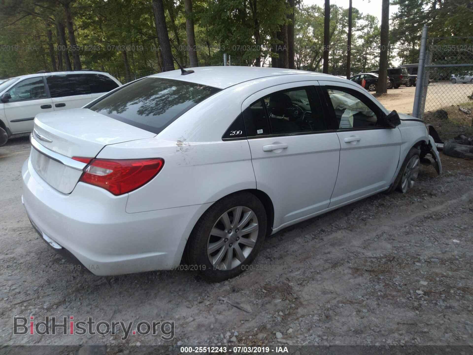 2013 CHRYSLER 200 - VIN: 1C3CCBBG9DN678060 - Photo 4