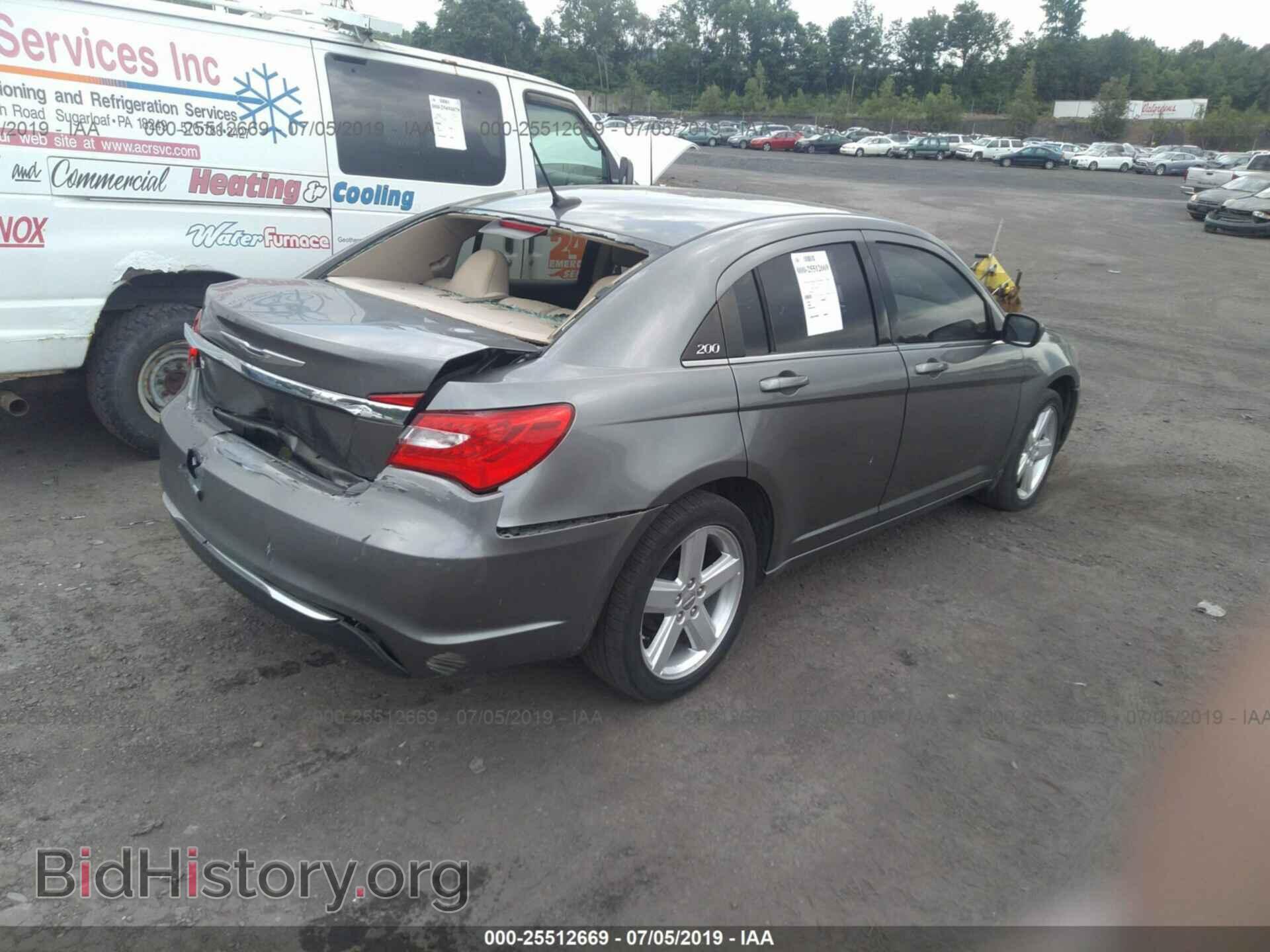 2013 CHRYSLER 200 - VIN: 1C3CCBBB8DN765551 - Photo 4