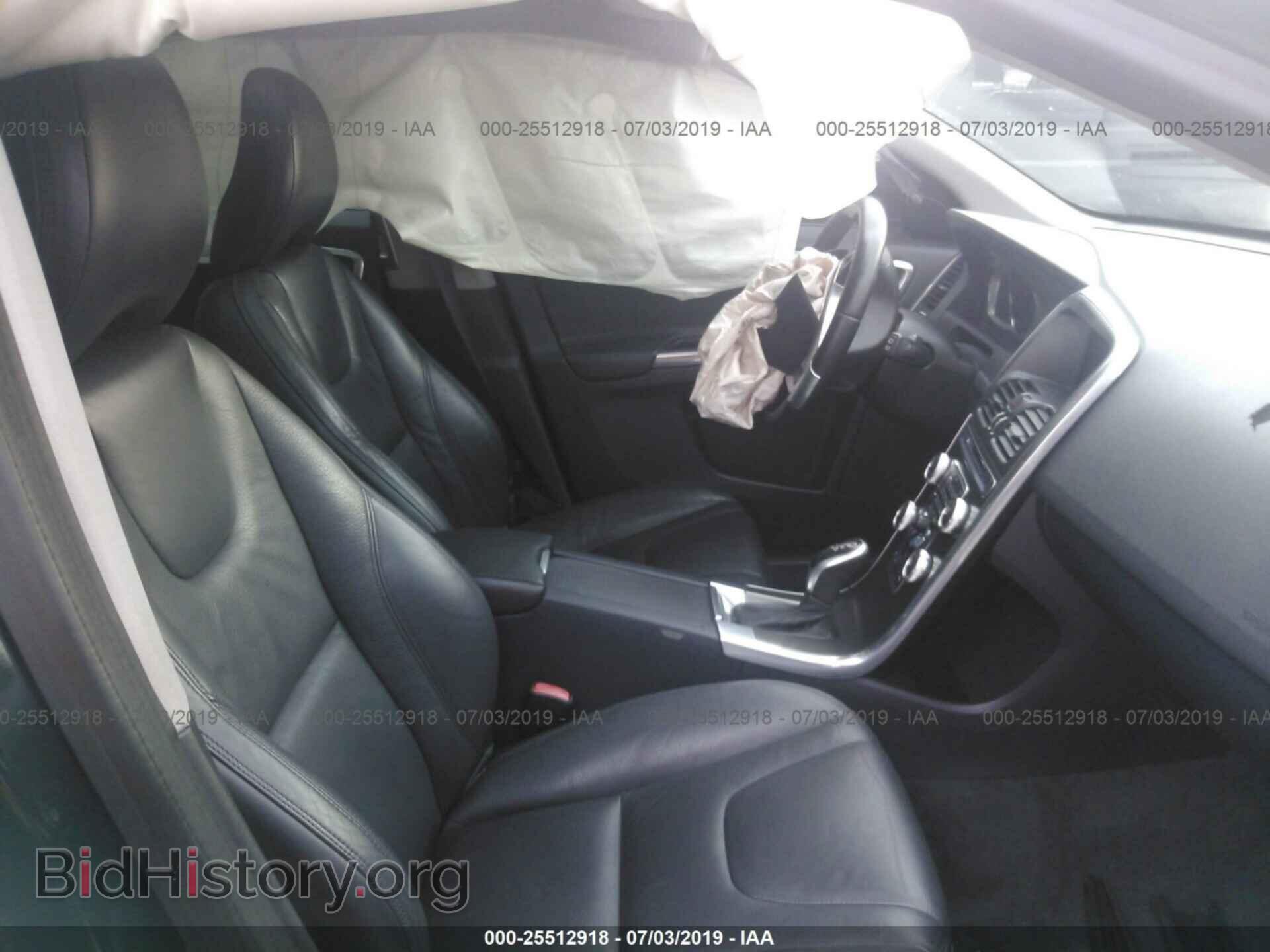 2014 VOLVO XC60 - VIN: YV4952DL4E2520008 - Photo 5