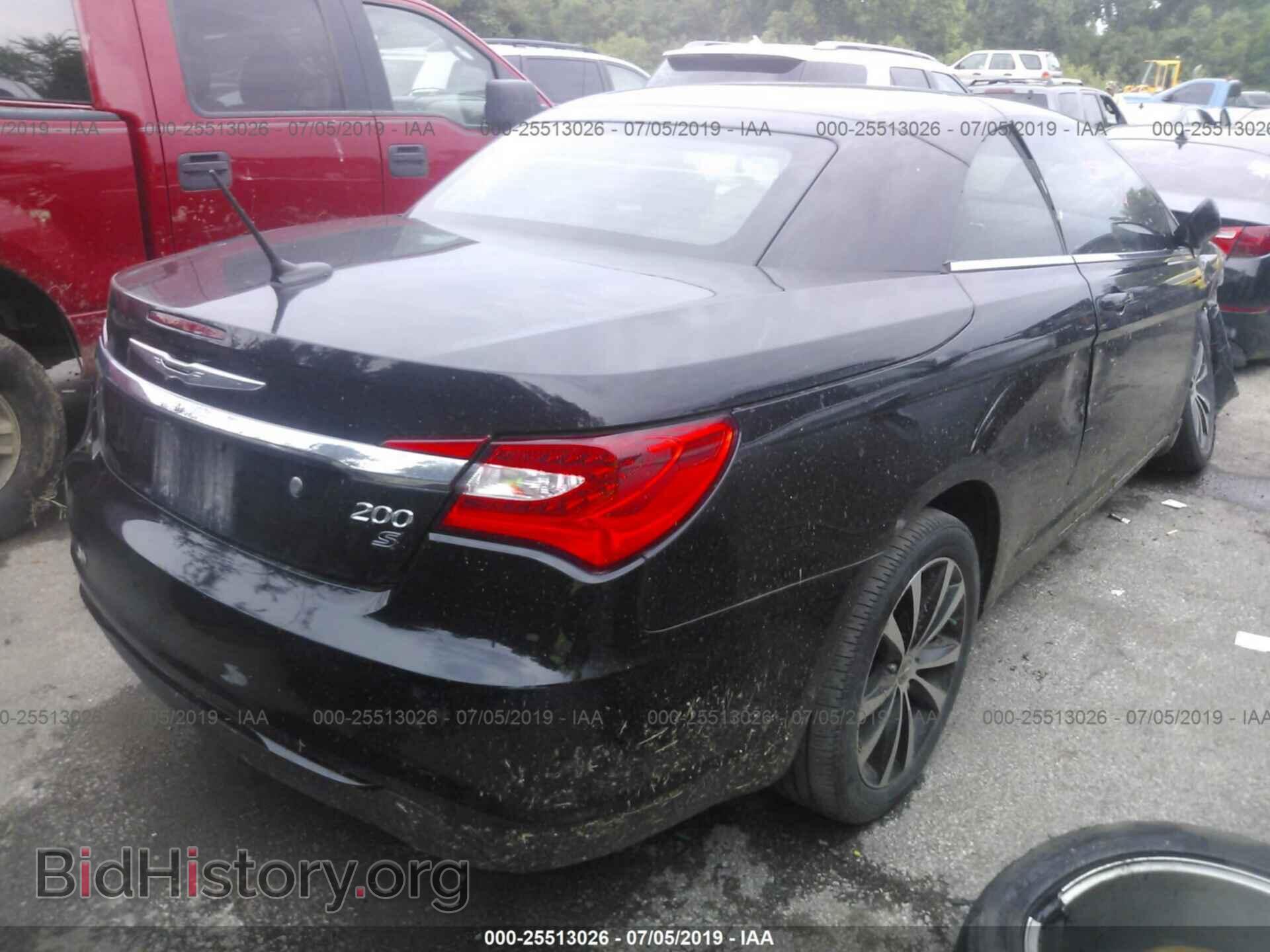 2011 CHRYSLER 200 - VIN: 1C3BC8EG5BN611690 - Фото 4