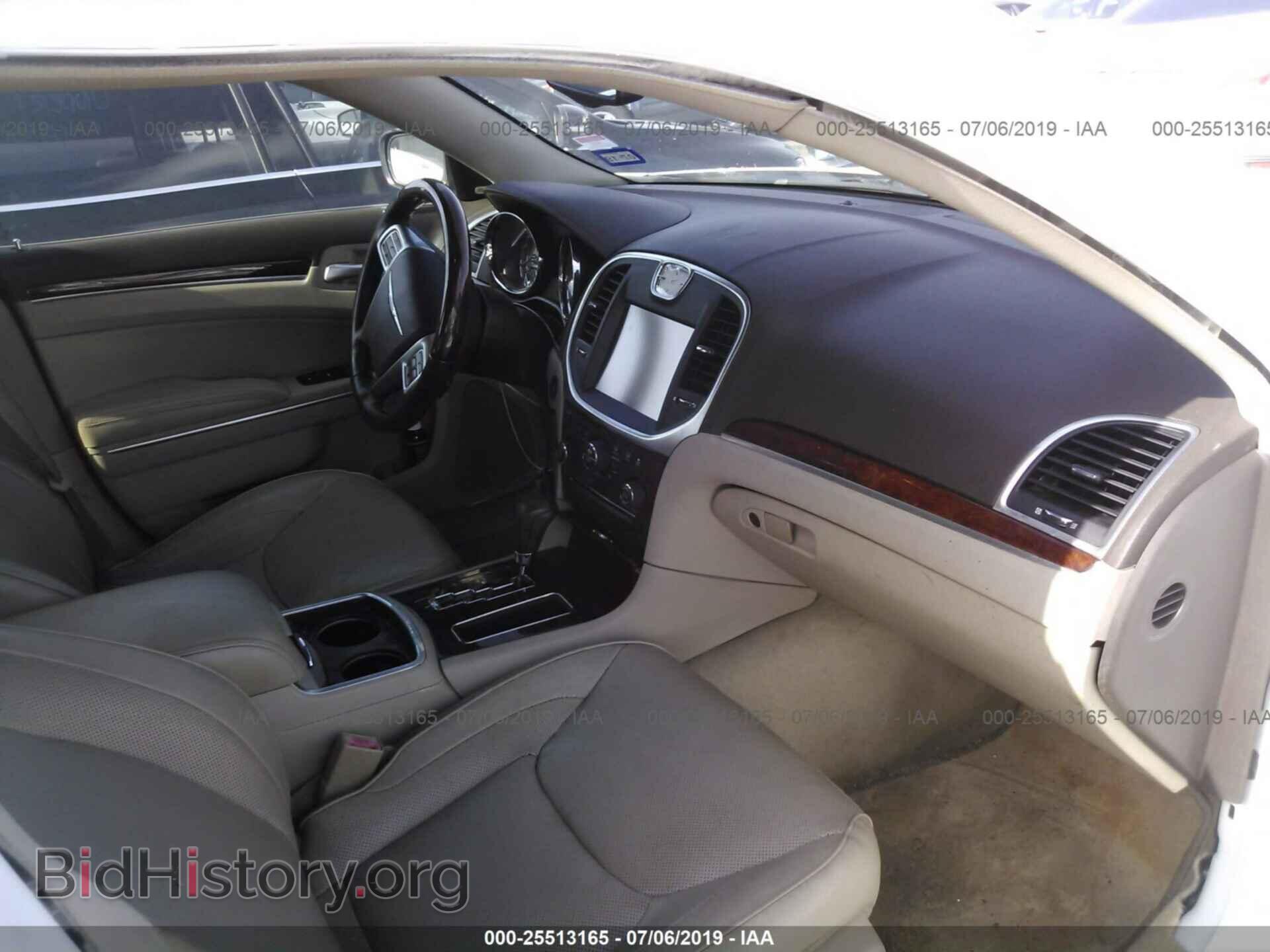 2011 CHRYSLER 300C - VIN: 2C3CA6CT0BH585250 - Фото 5
